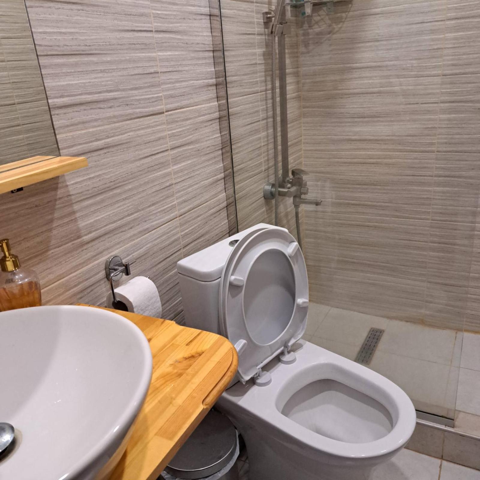 Twin Room with Bathroom