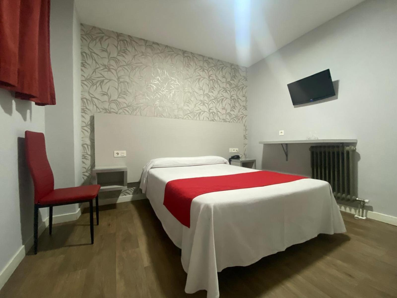 Single Room photo 2