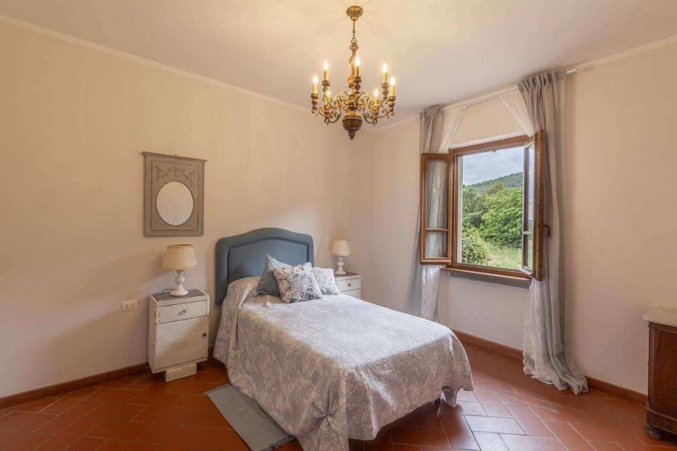 Three-Bedroom Villa photo 2