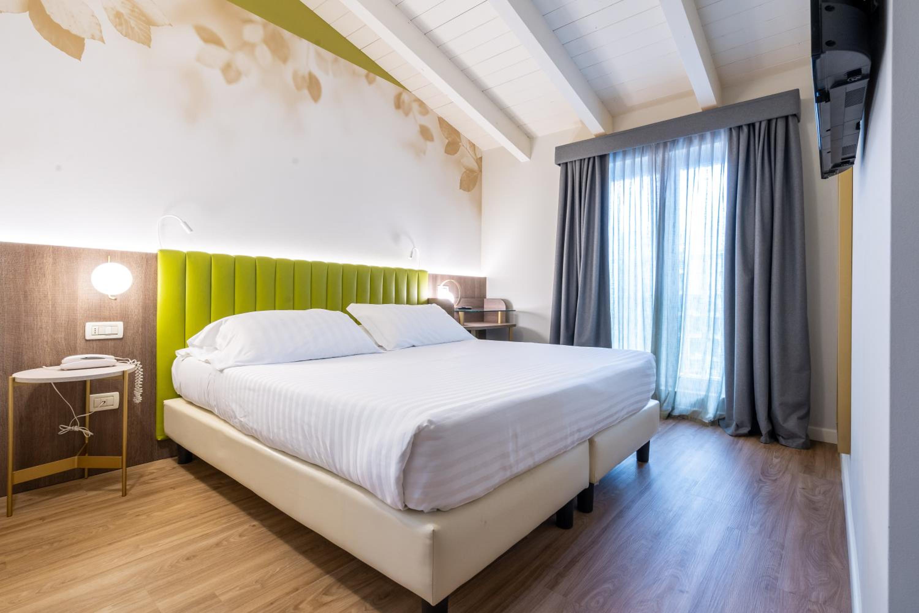 Economy Double or Twin Room photo 1