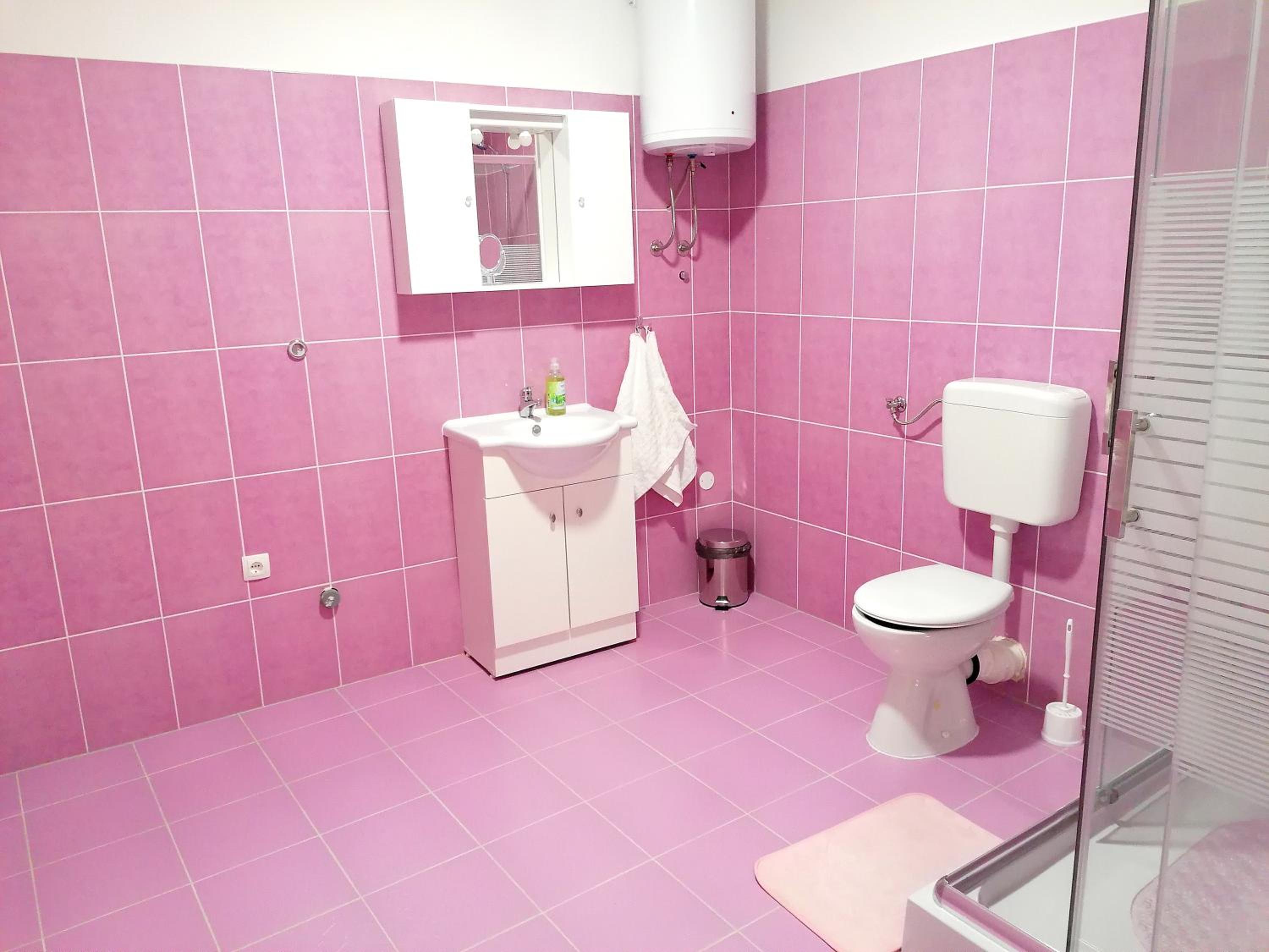 Two-Bedroom Deluxe Apartment with Balcony photo 3