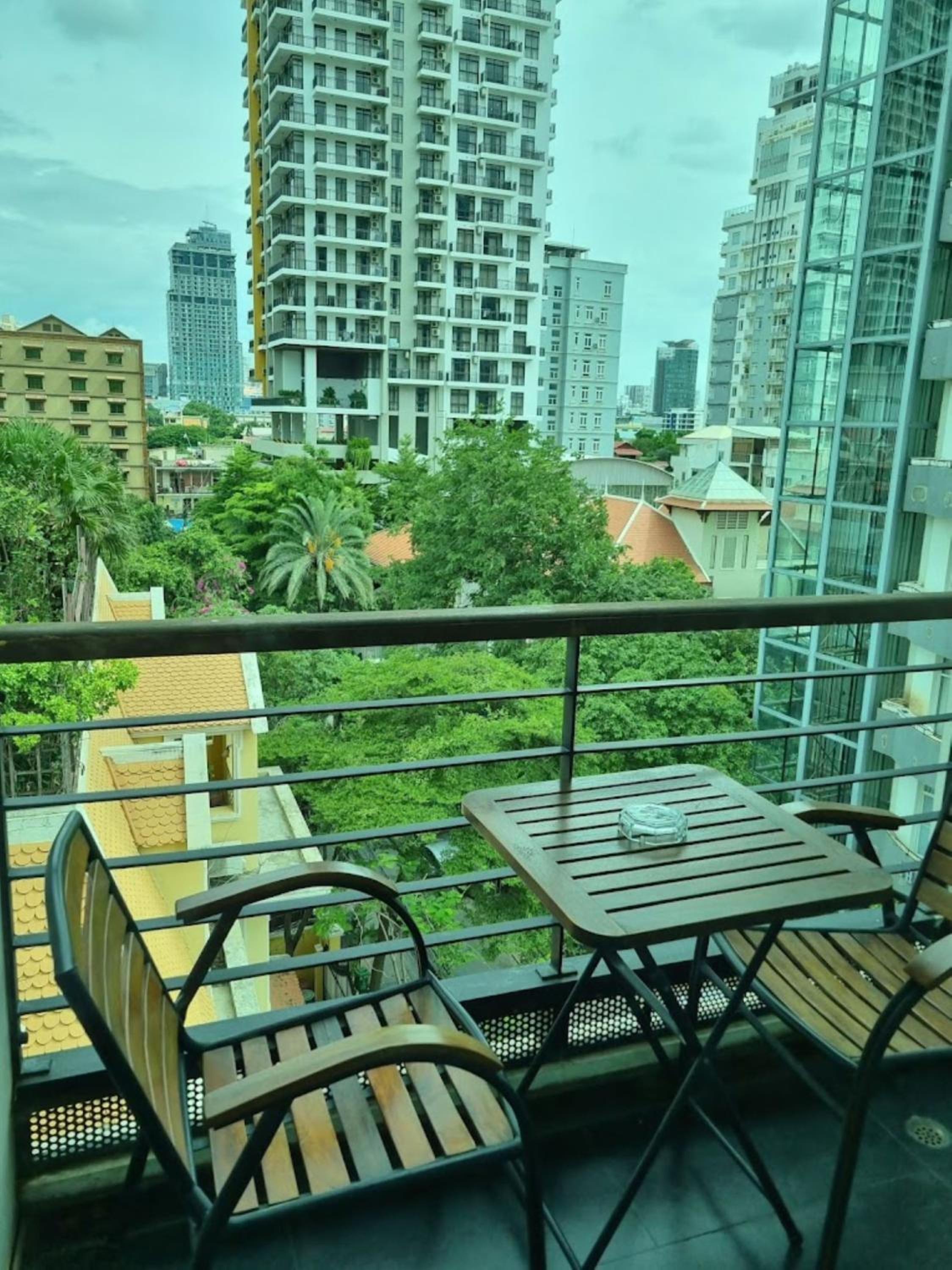Deluxe Double Balcony with Bathtub