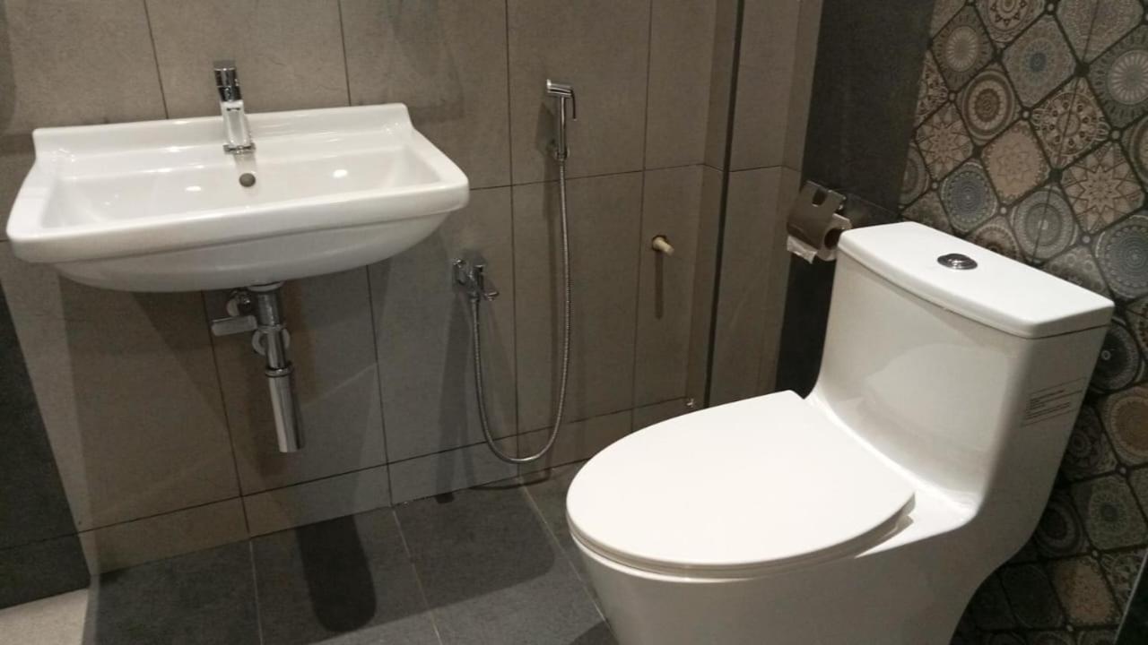 Double Room - Photo 6
