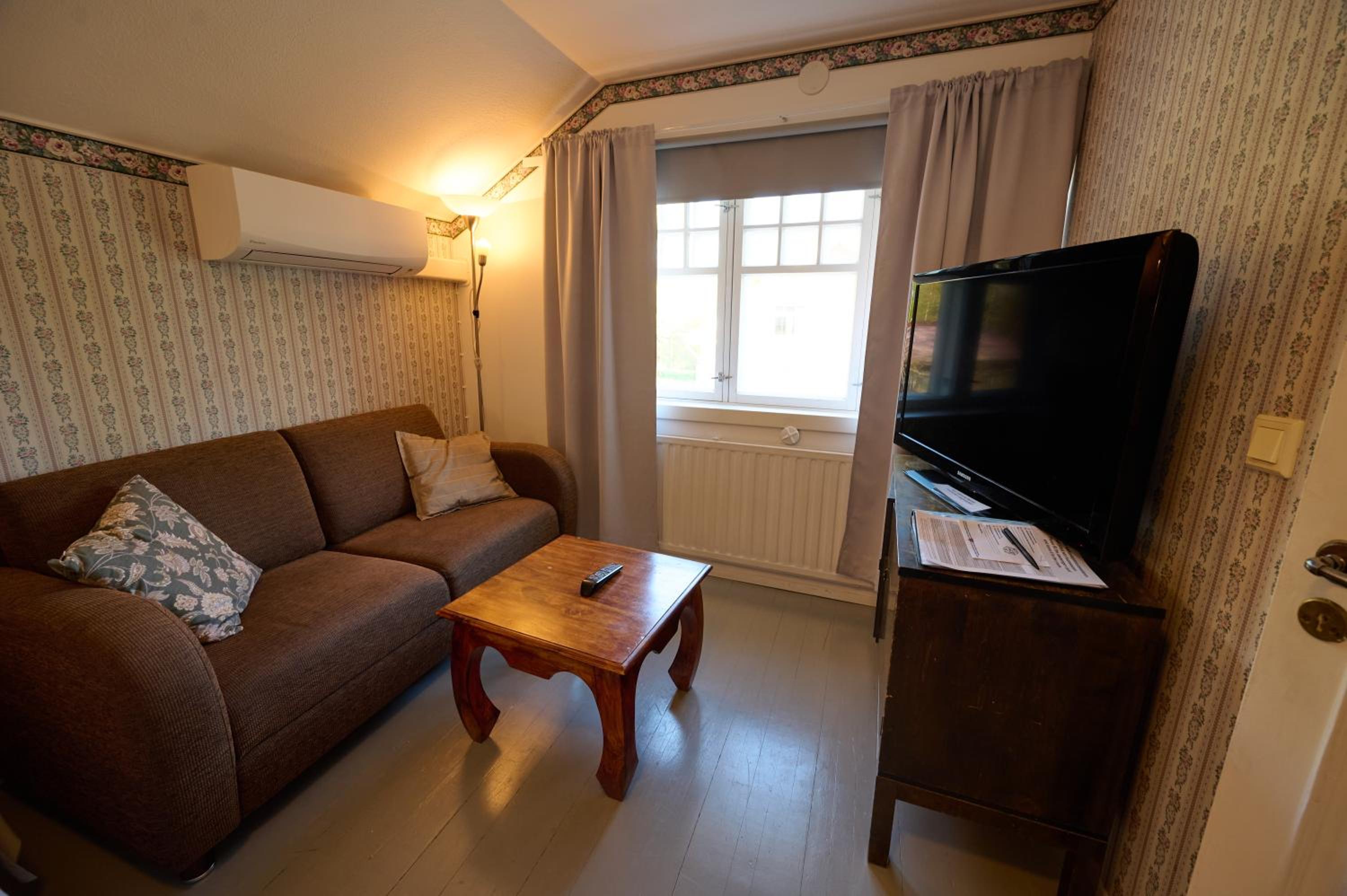 Quadruple Room with Bathroom photo 3
