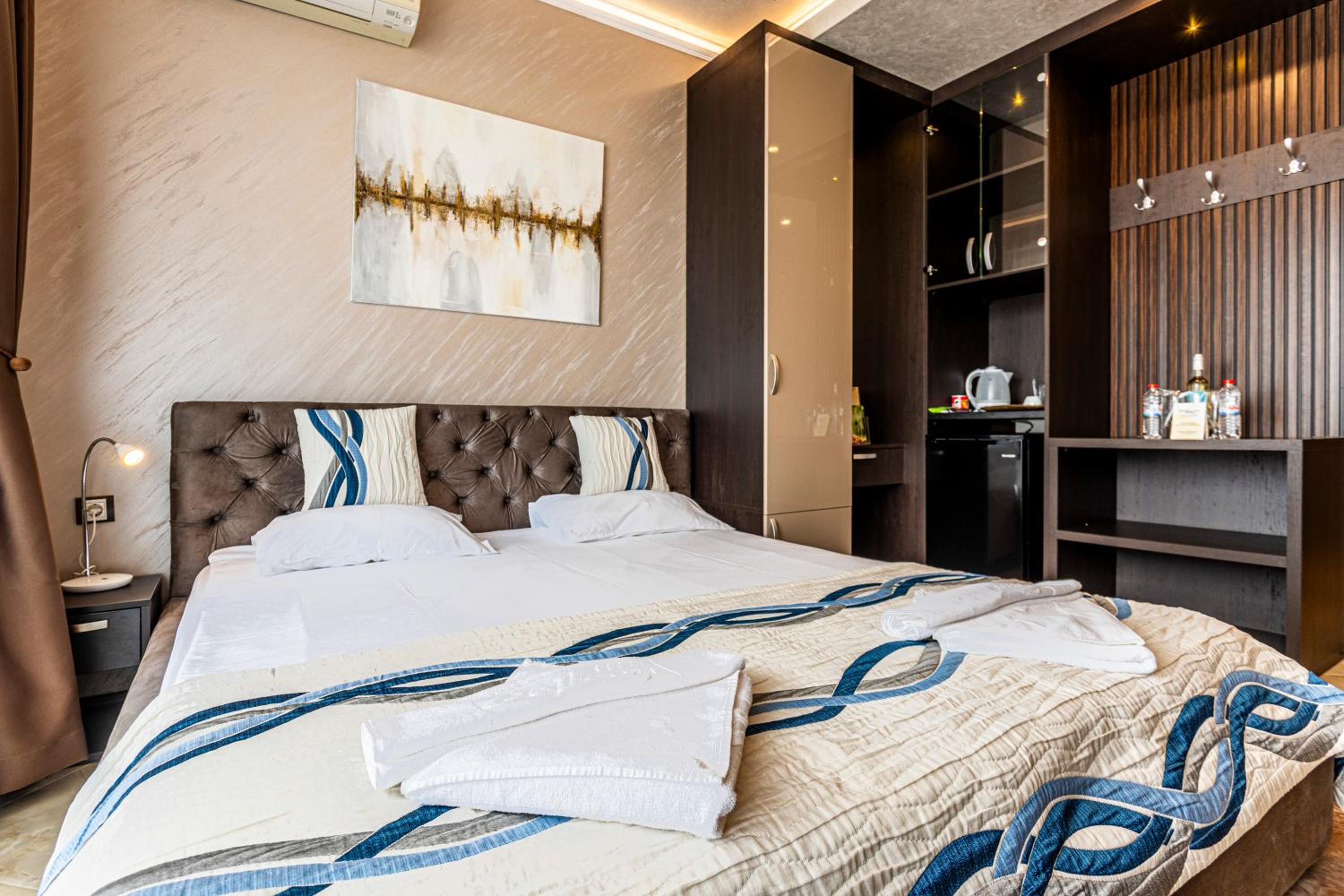 Double Room with Balcony photo 1