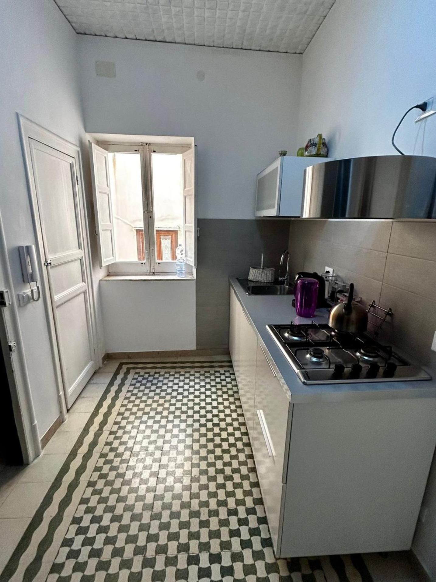 One-Bedroom Apartment with Balcony and City View photo 2