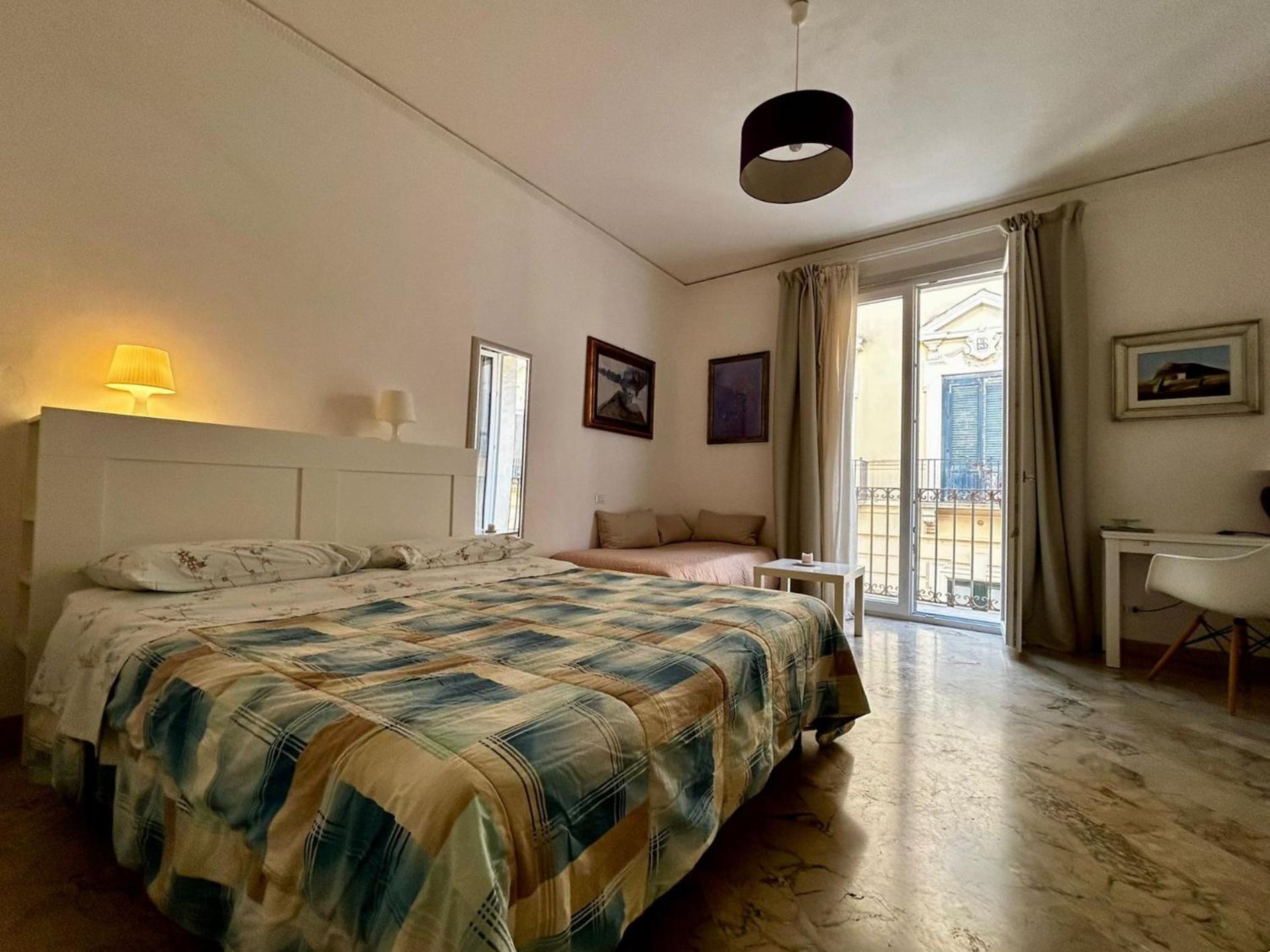 One-Bedroom Apartment with Balcony and City View photo 1