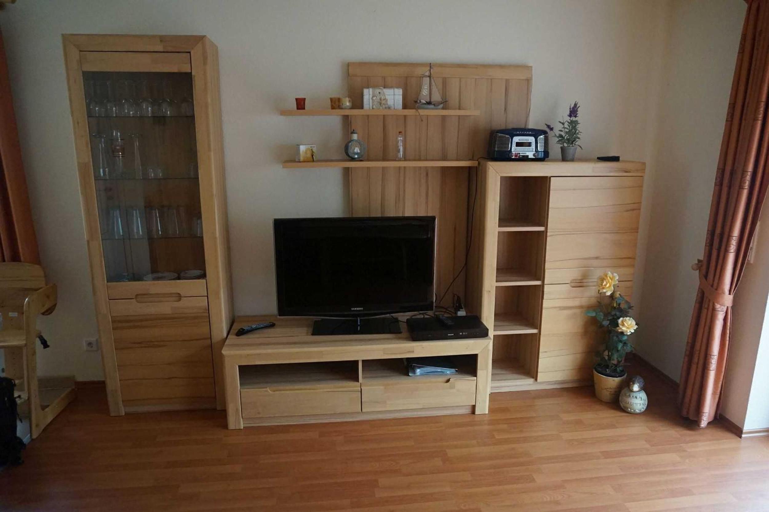 Two-Bedroom House photo 3