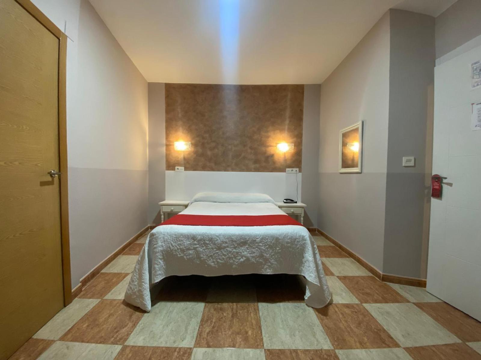 Single Room photo 3