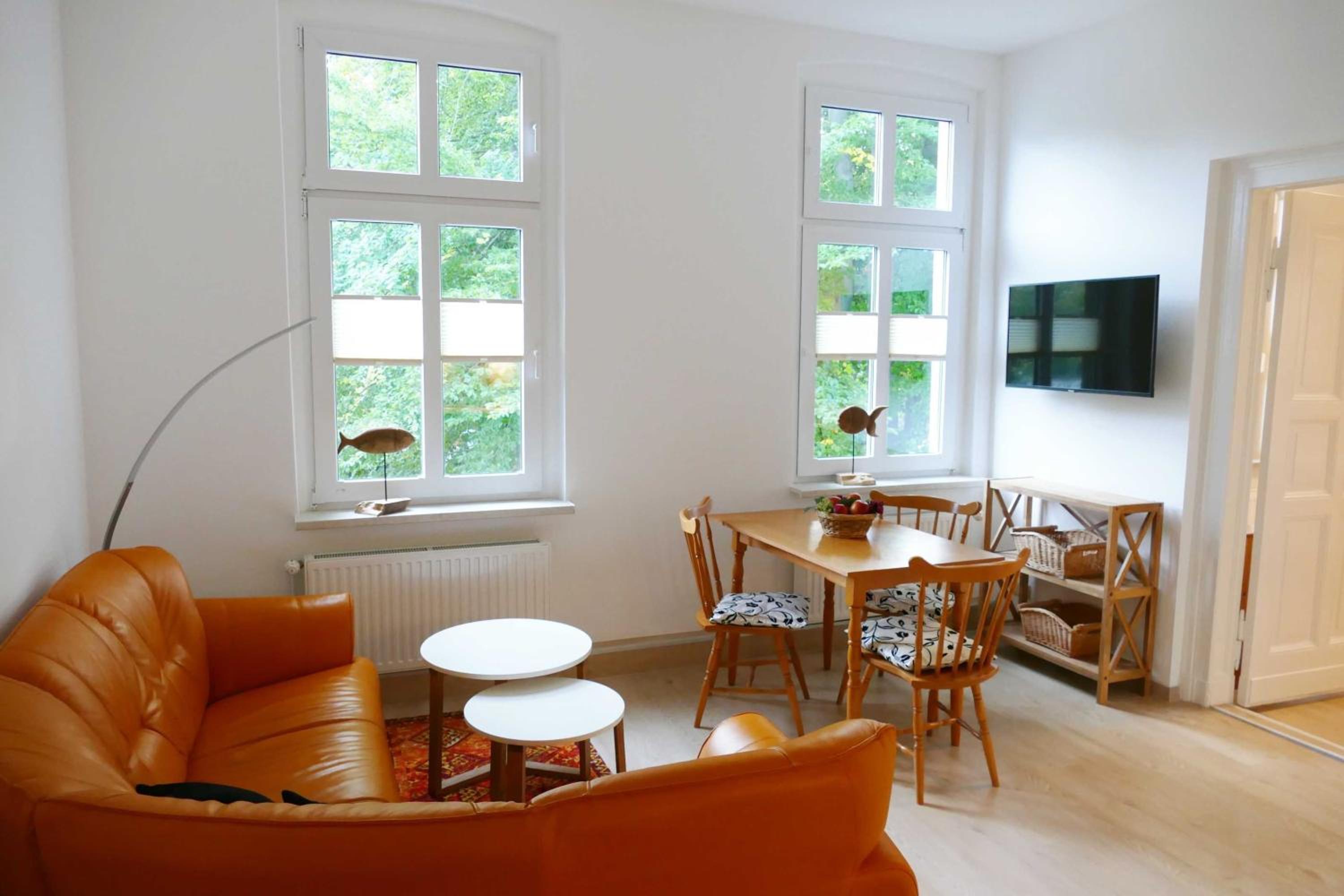 One-Bedroom Apartment with Terrace photo 1