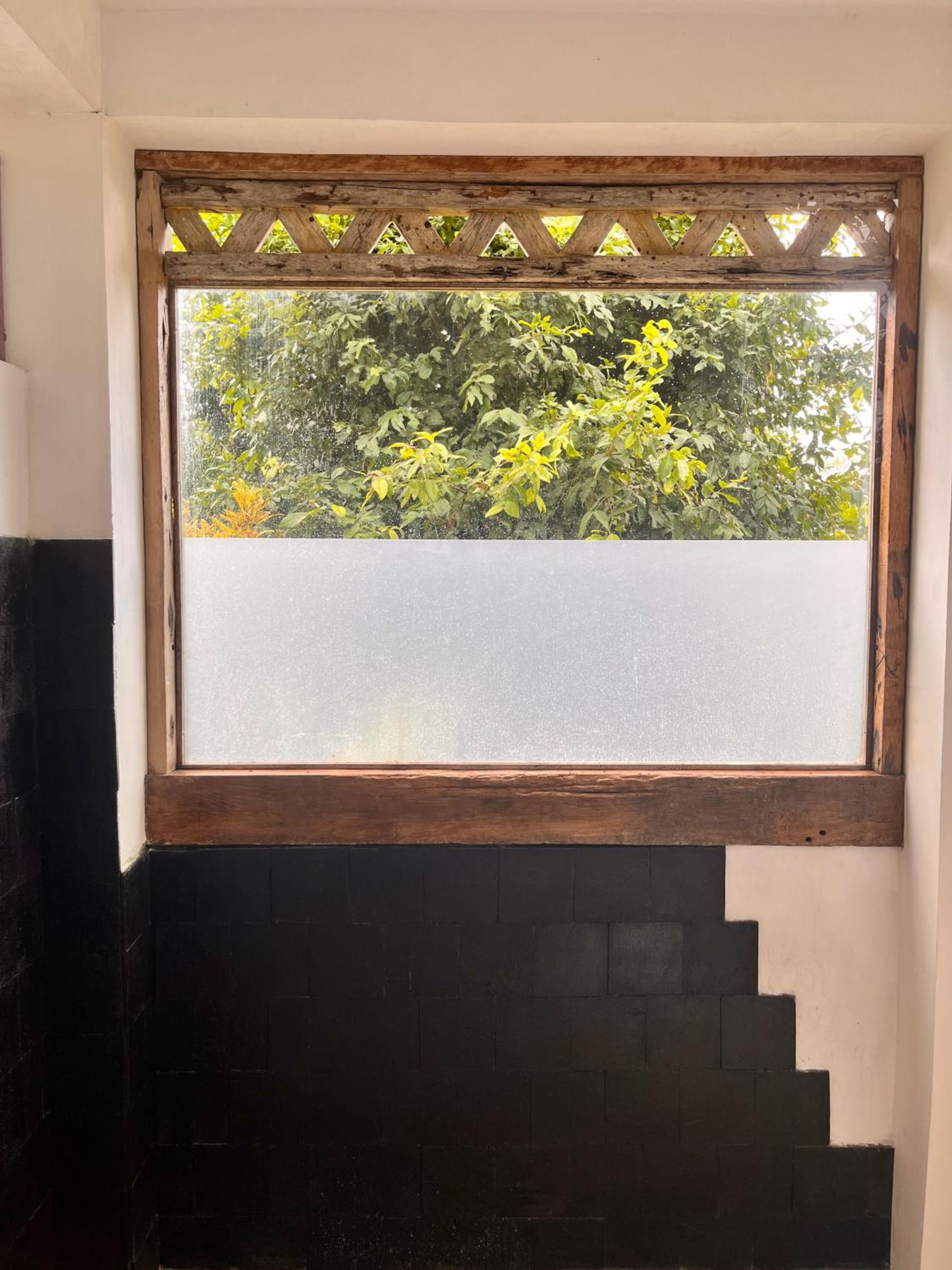 Deluxe One-Bedroom Apartment with Garden View photo 3