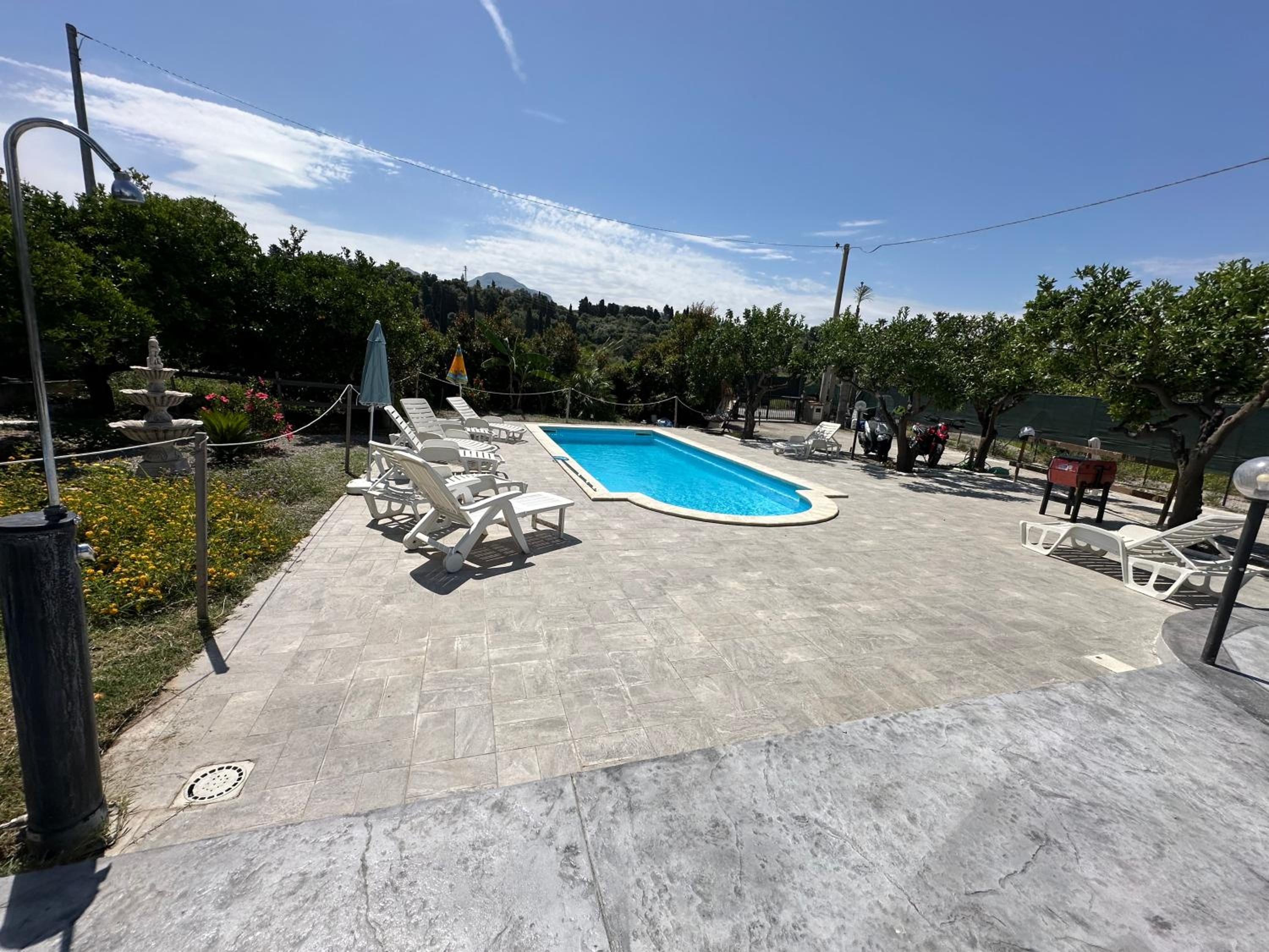Villa with Garden View - Photo 43