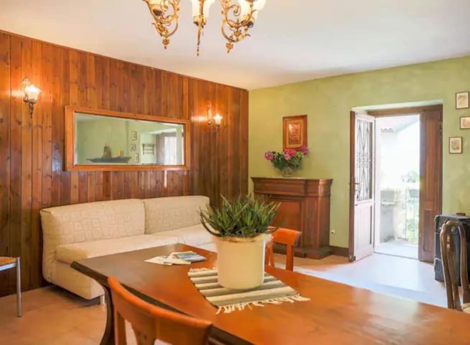 Studio Apartment with One Double Bed photo 1