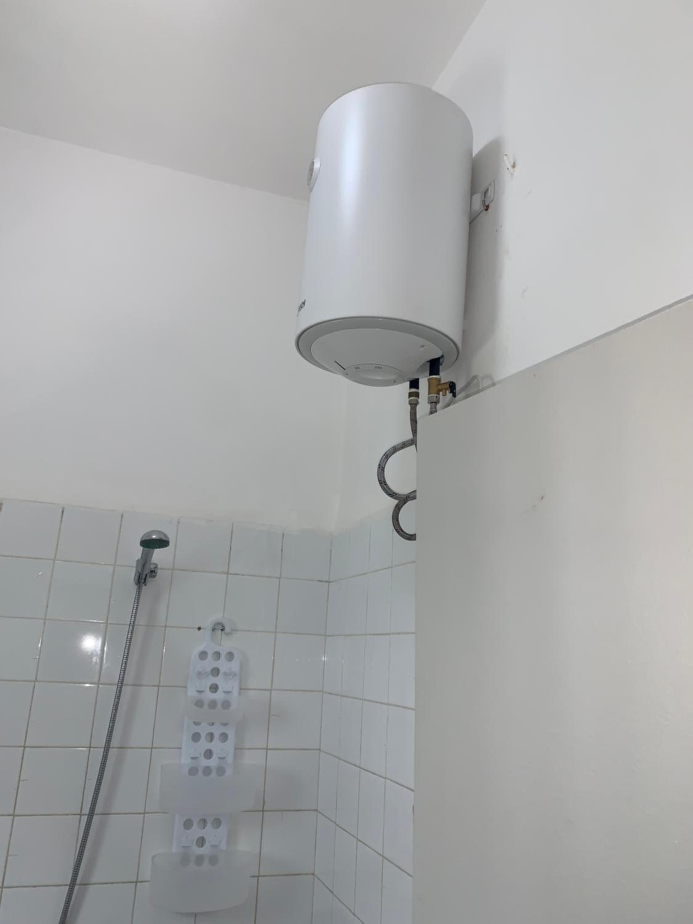 Double Room with Private Bathroom photo 2