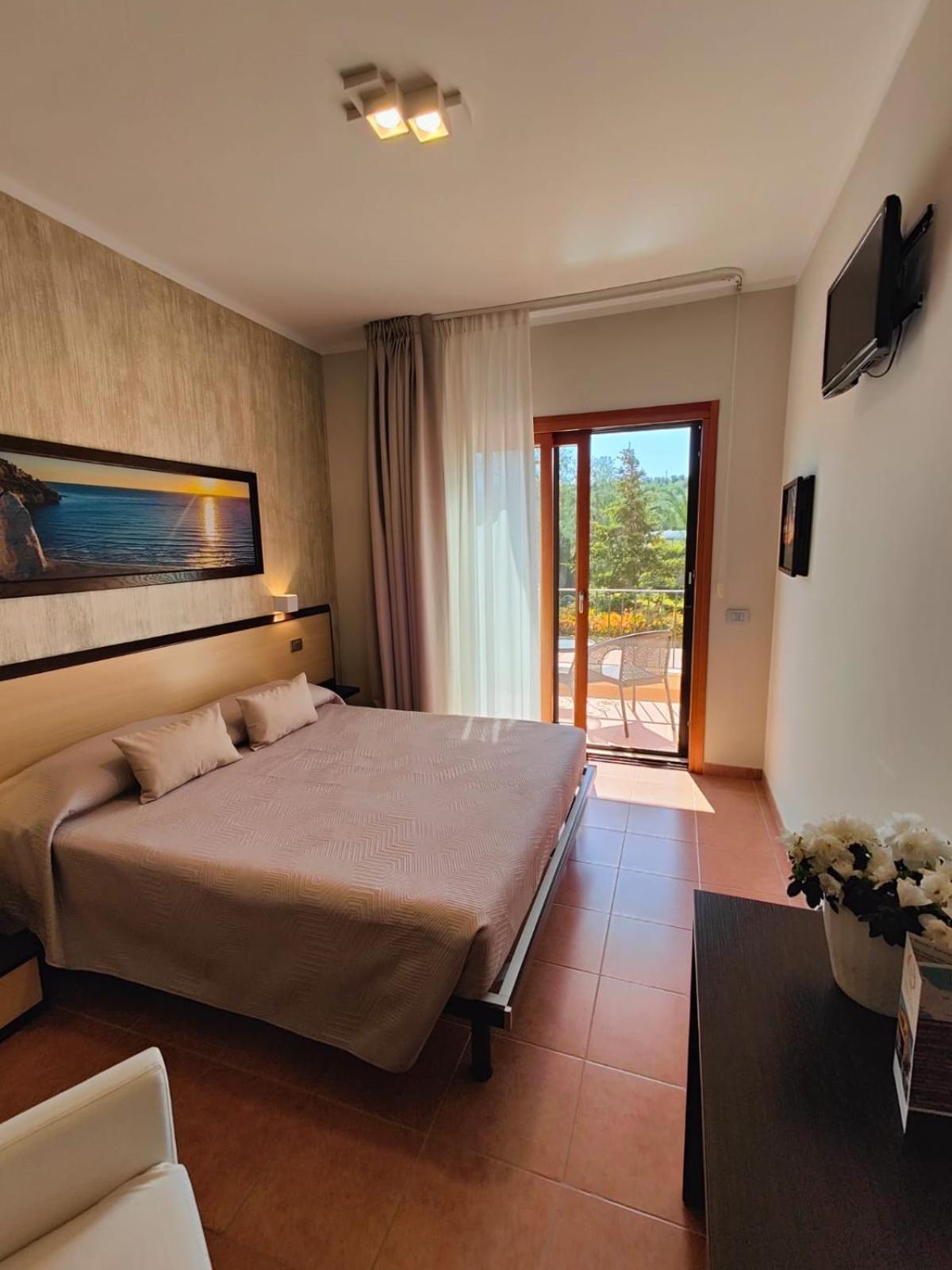  Comfort Double Room with Terrace photo 3