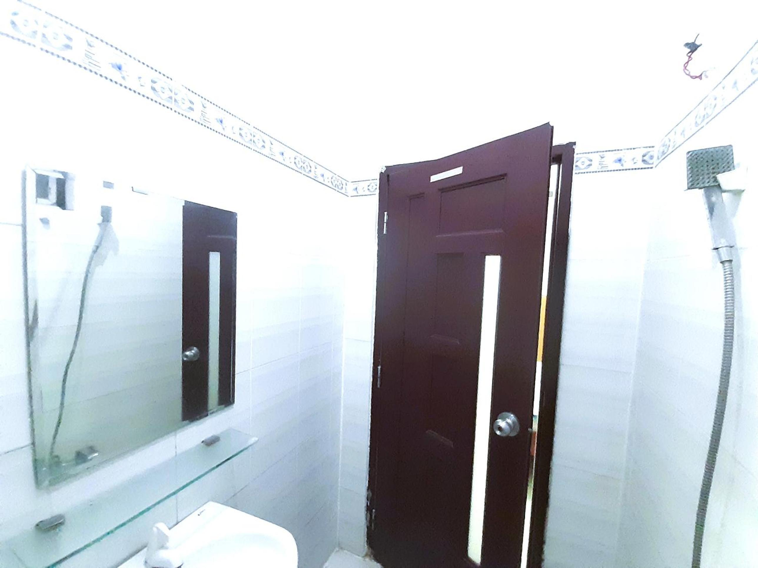 Budget Double Room photo 2