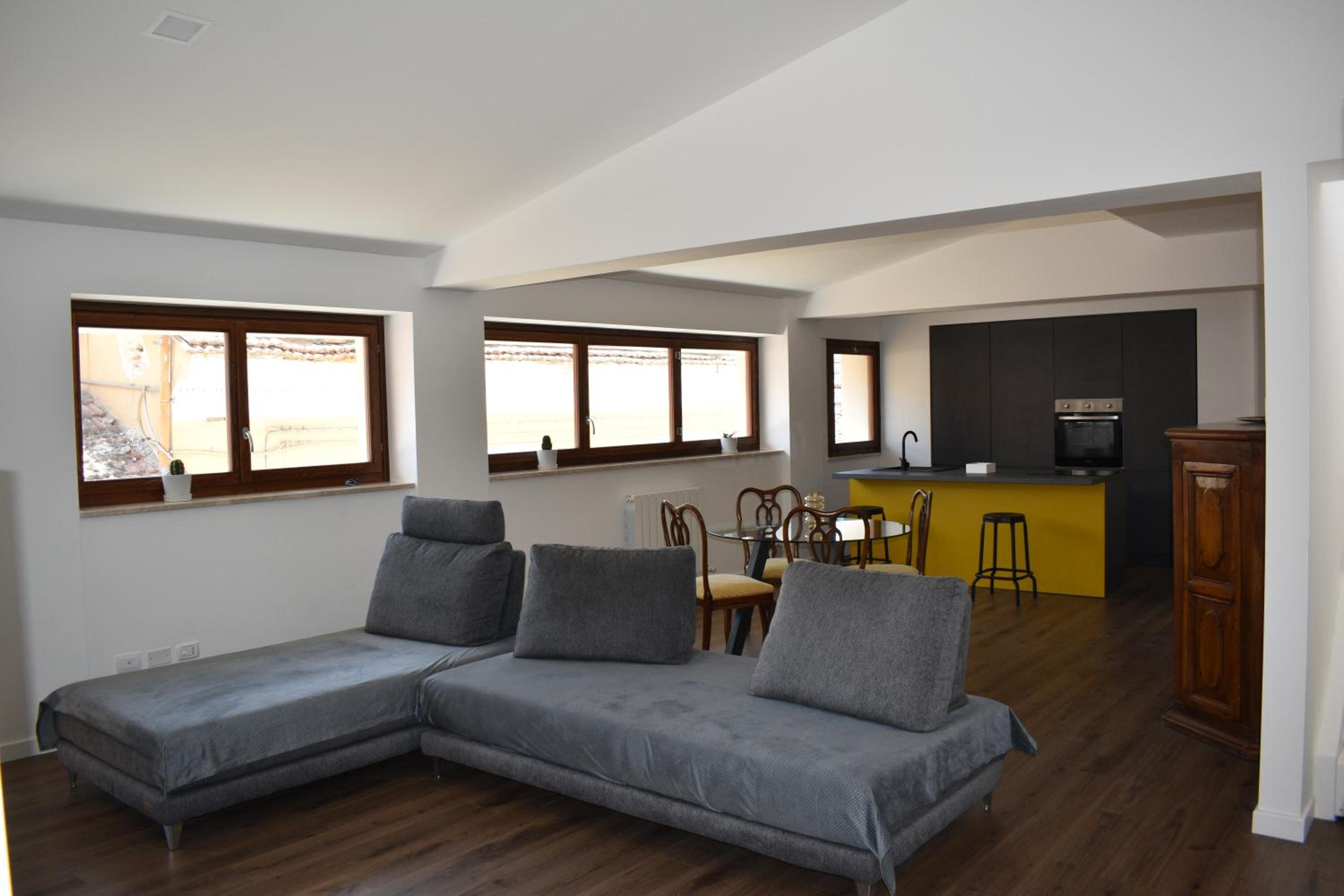 One-Bedroom Apartment with Terrace photo 1