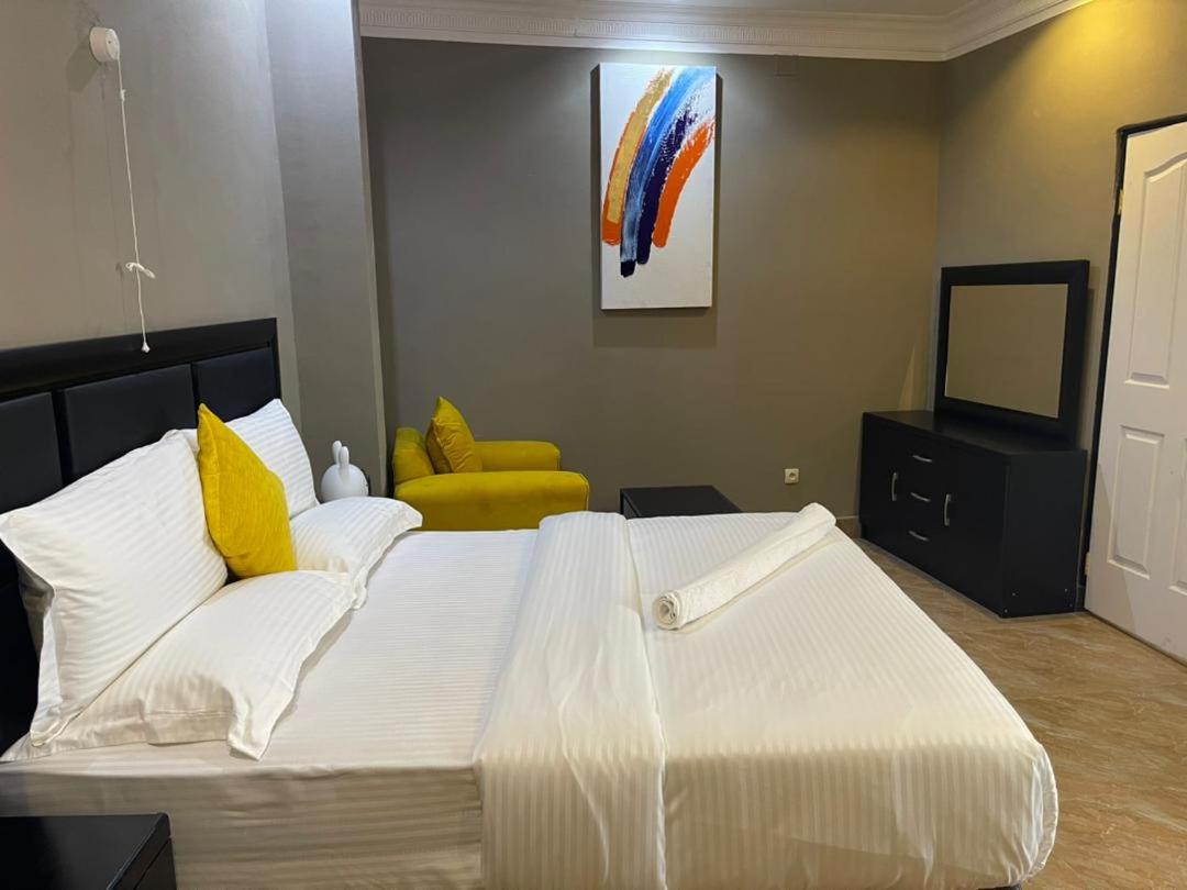 Budget Double Room photo 2