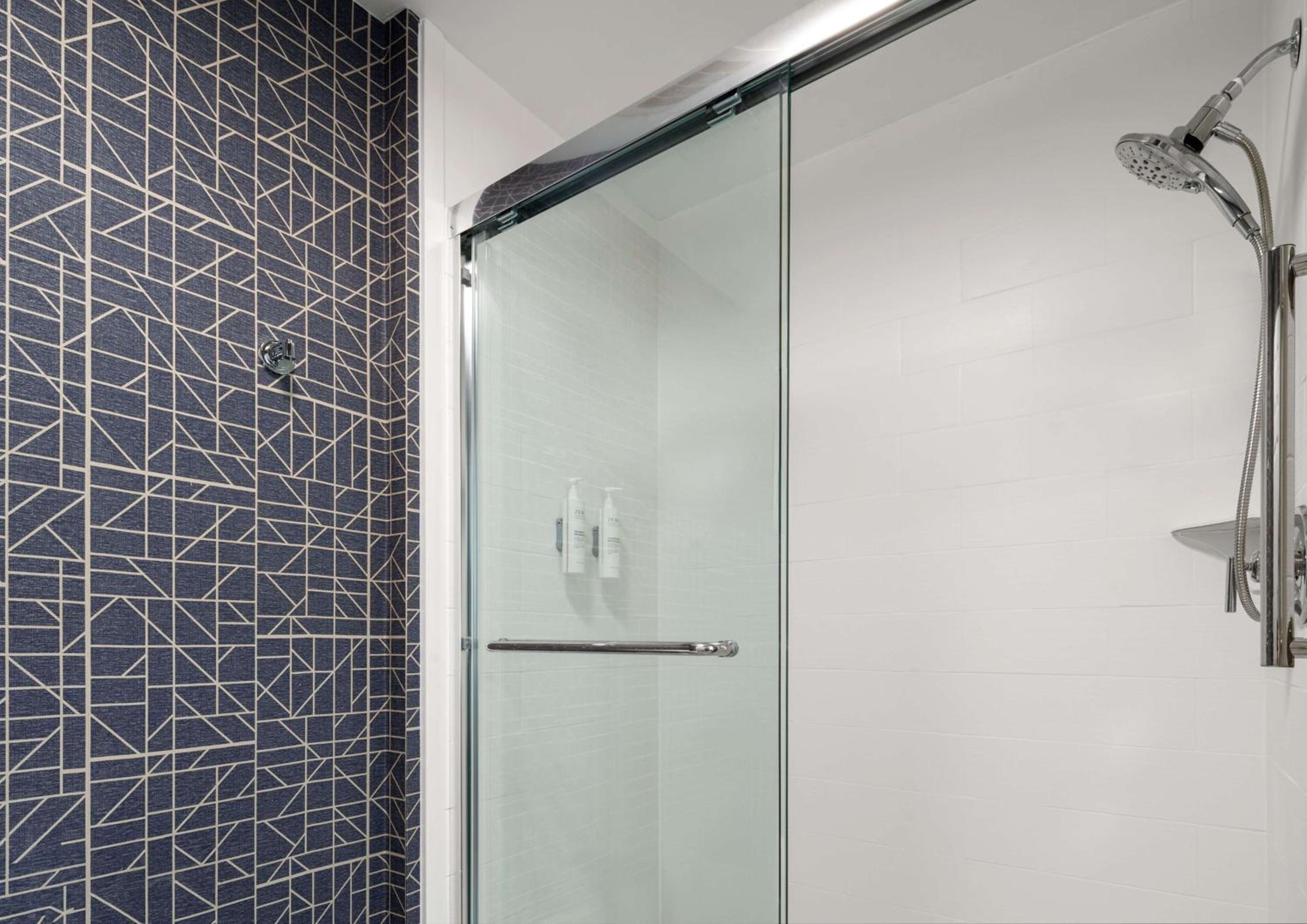 King Studio Suite - Non-Smoking - Photo 2