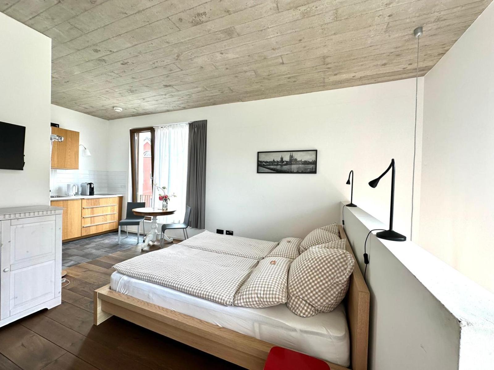 One-Bedroom Apartment - Photo 65