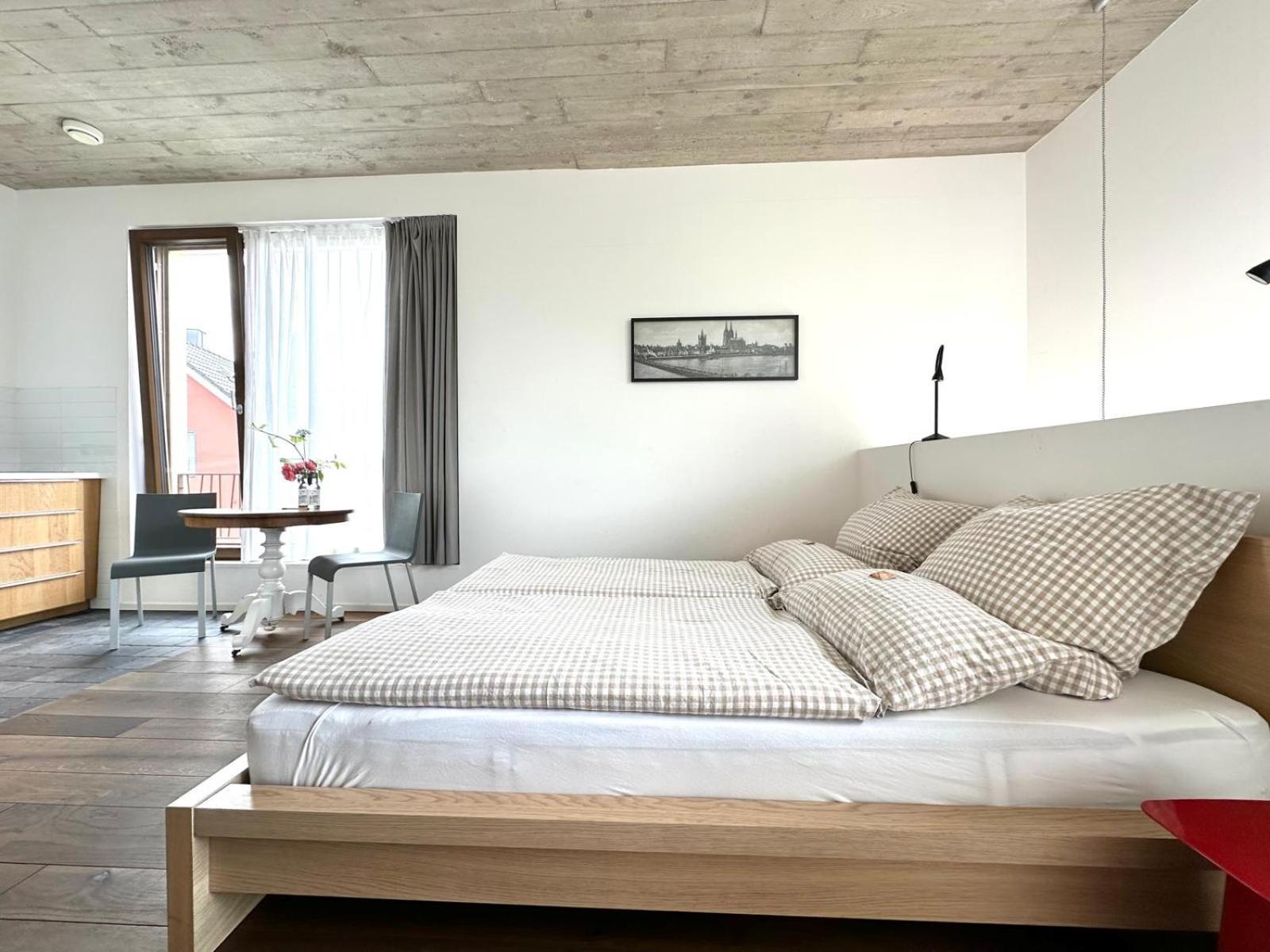 One-Bedroom Apartment - Photo 49