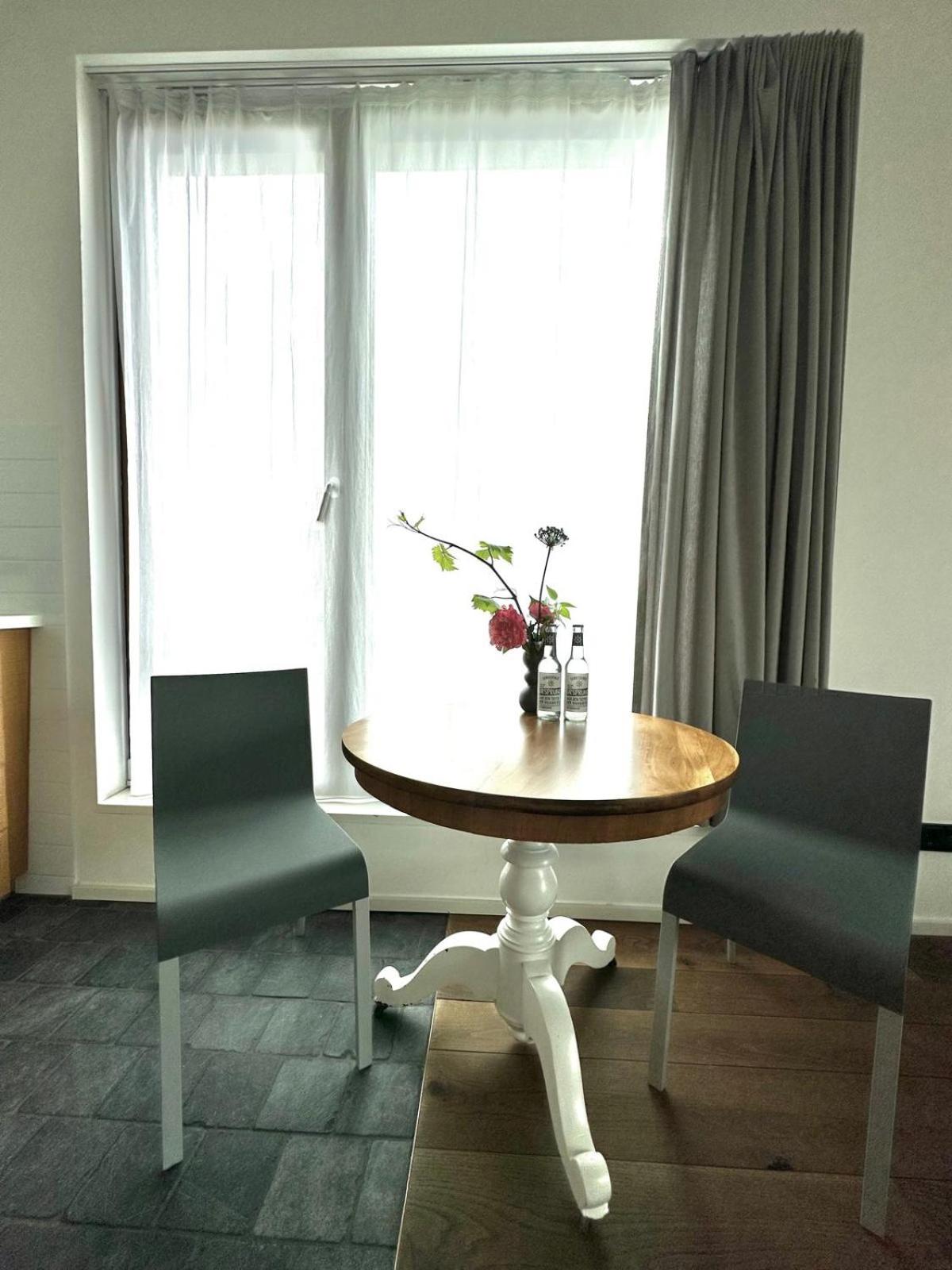 One-Bedroom Apartment - Photo 55