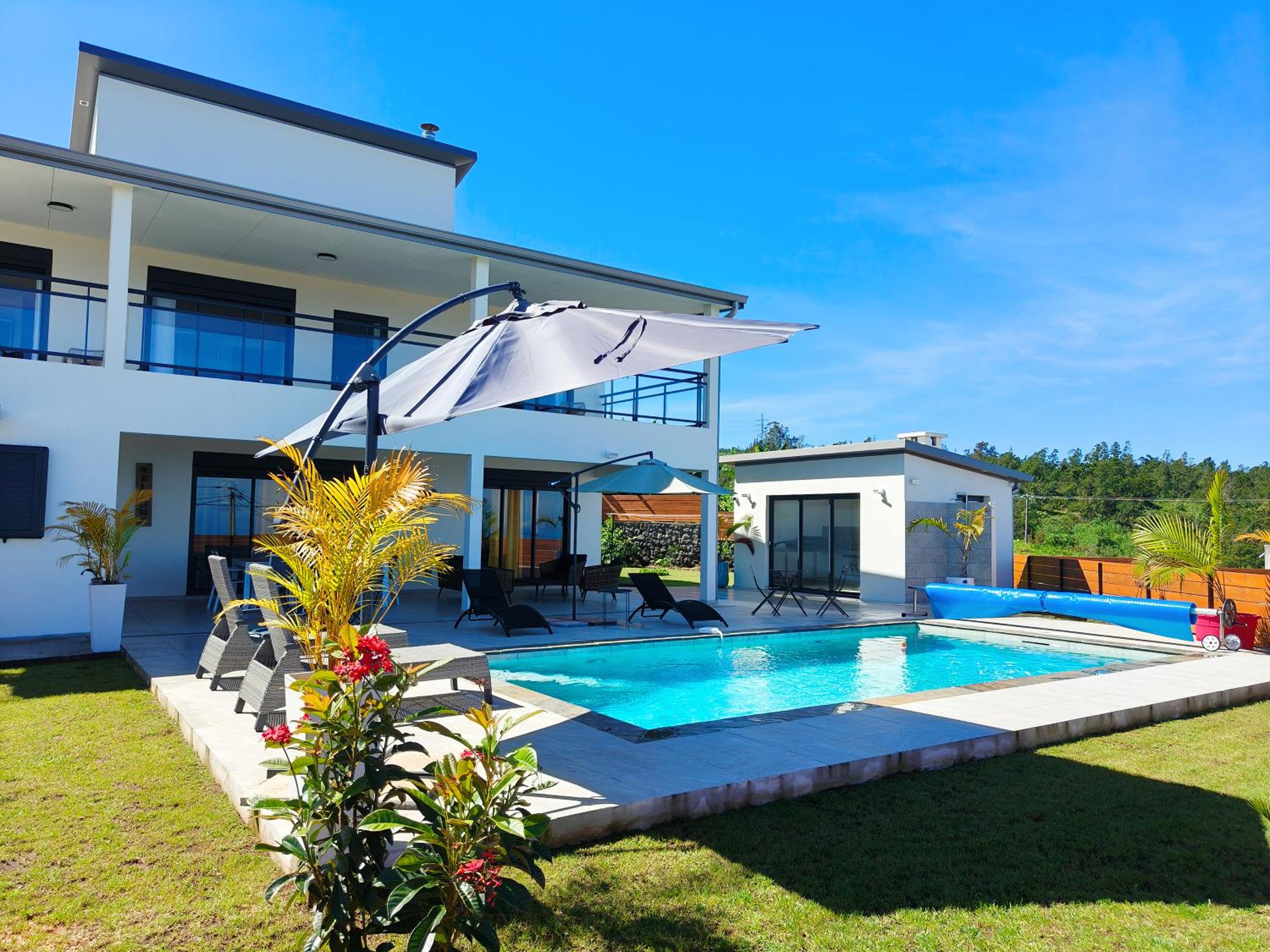 Villa with Private Pool photo 3