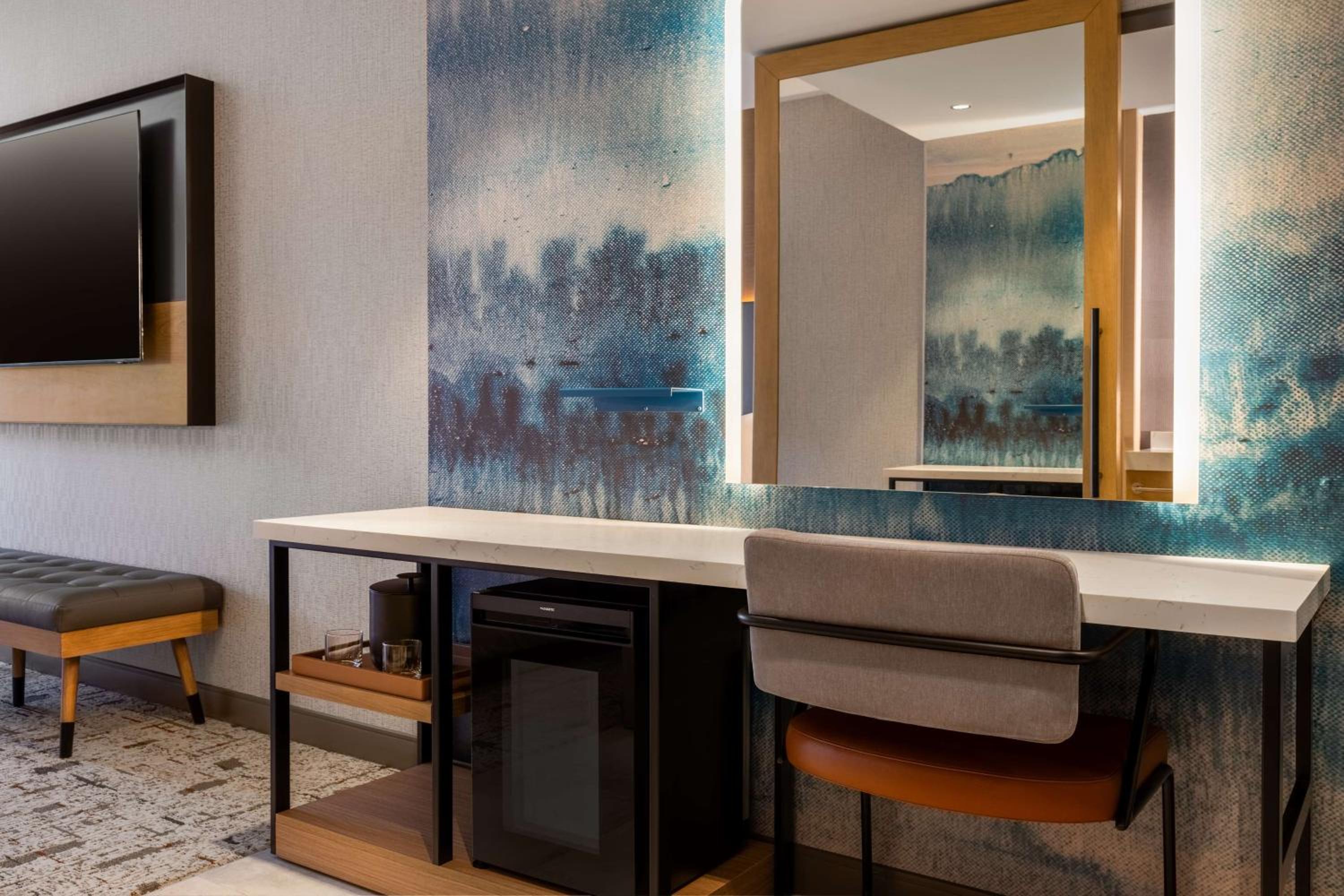 King Room - Hearing Access - Photo 1