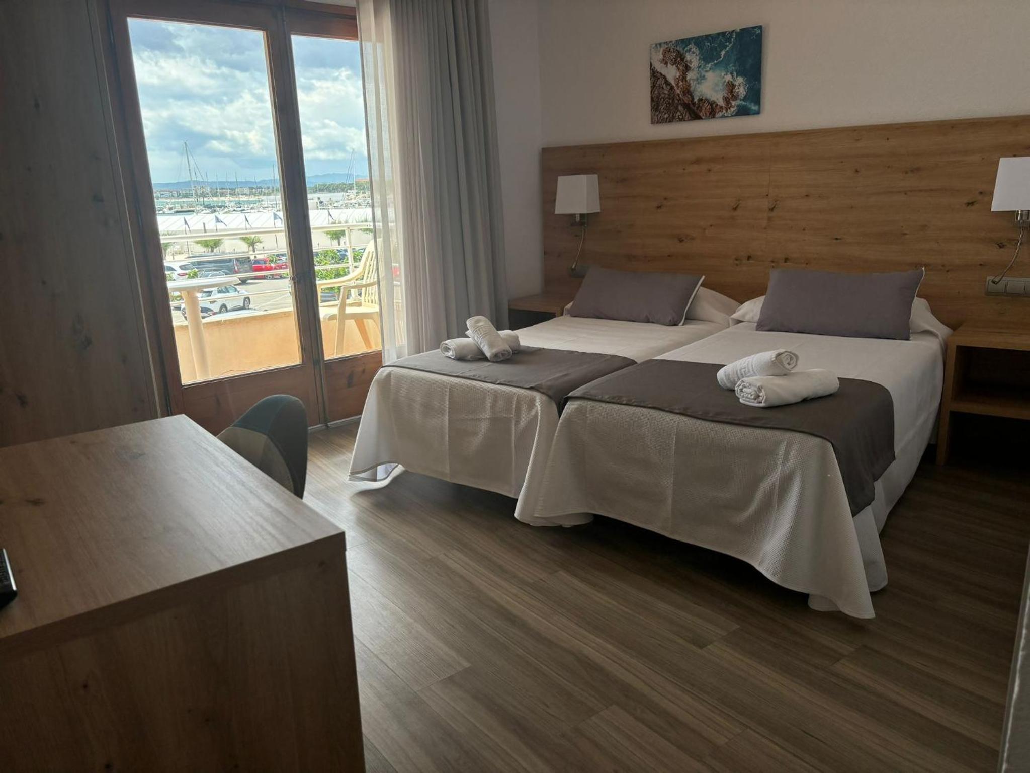 Habitación Doble o Twin con Balcón