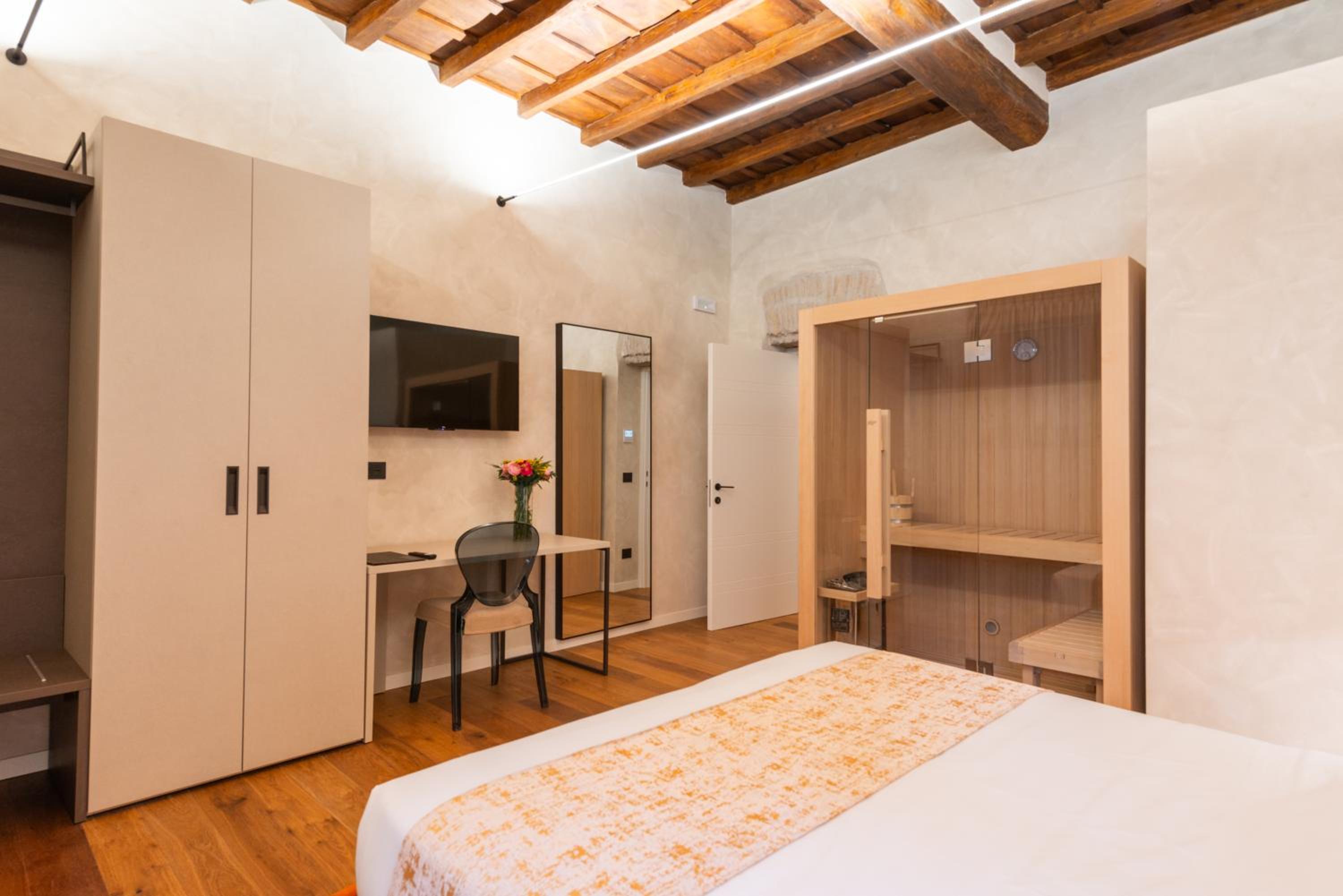 Suite with Sauna photo 1