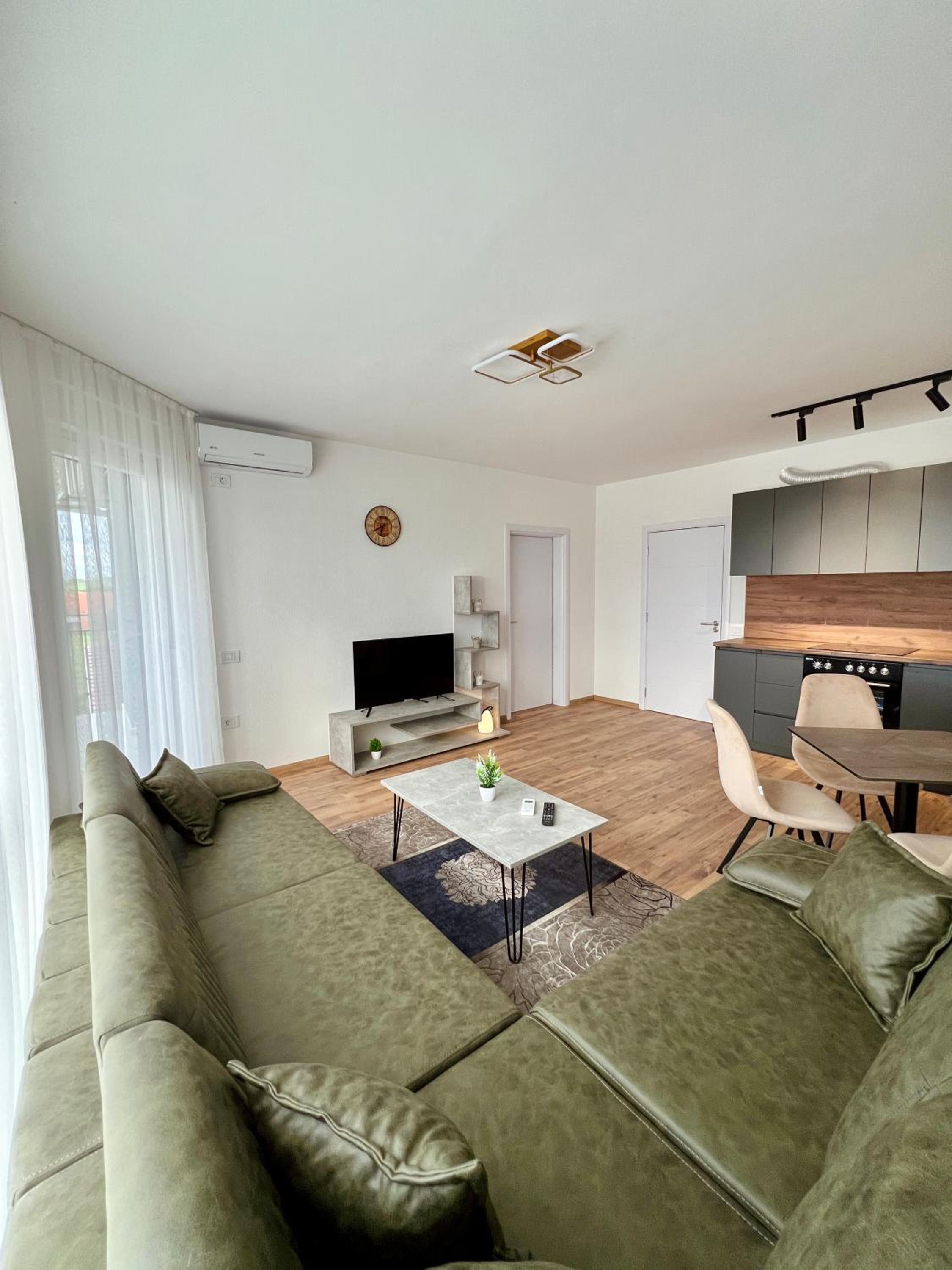 Family Two-Bedroom Apartment with View