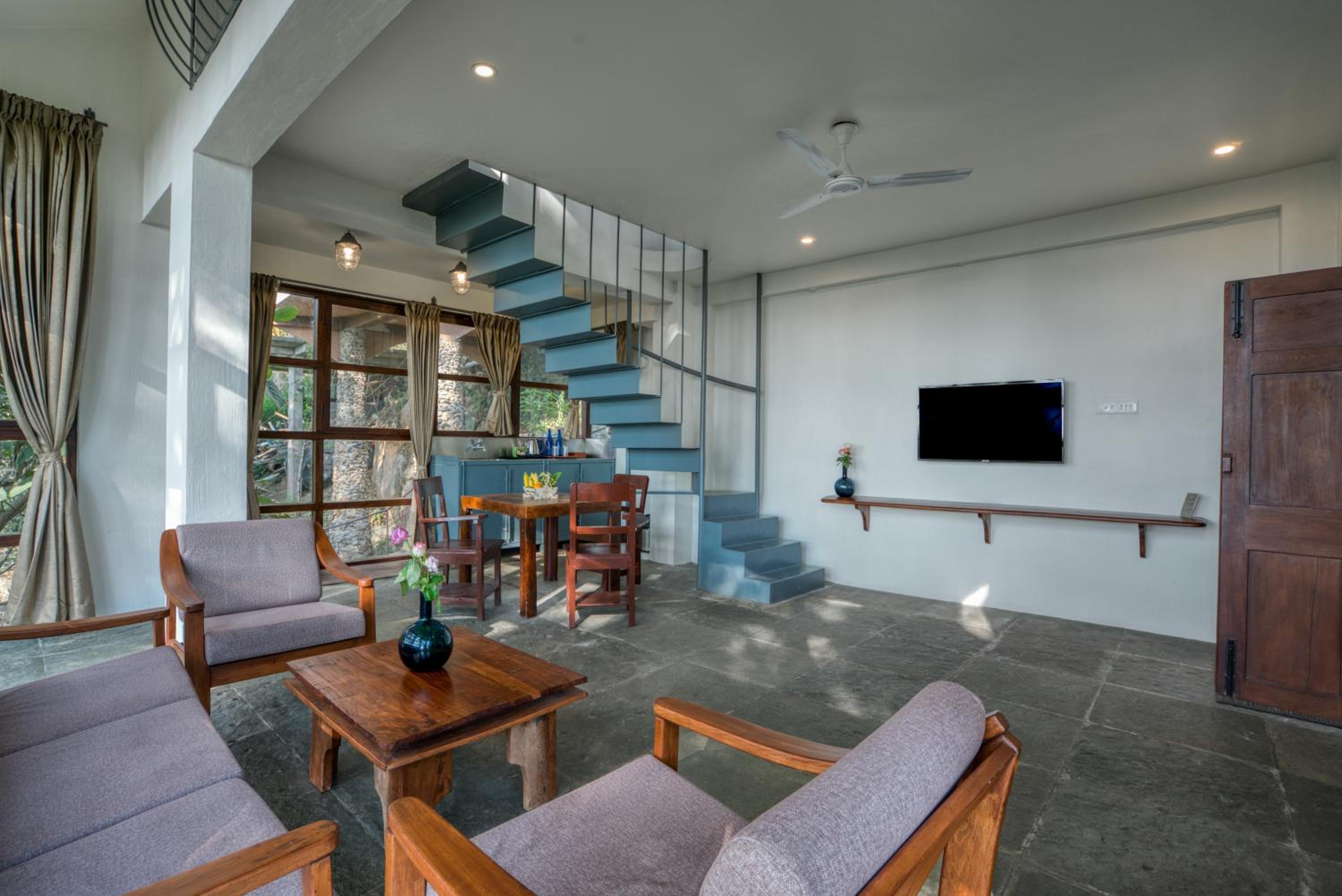 Luxury Villa photo 2