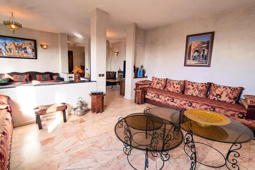 Villa photo 3