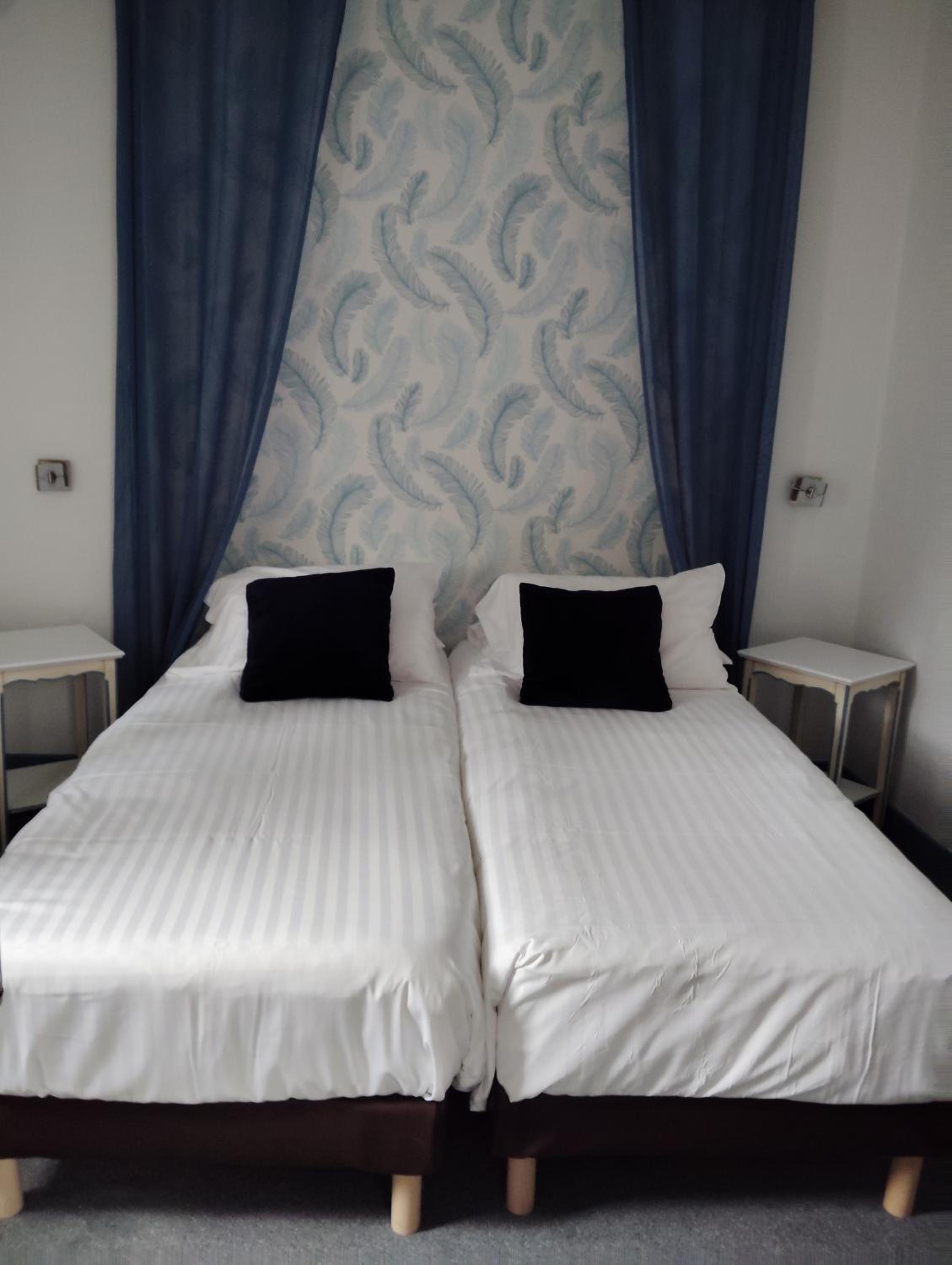 Single or Twin room