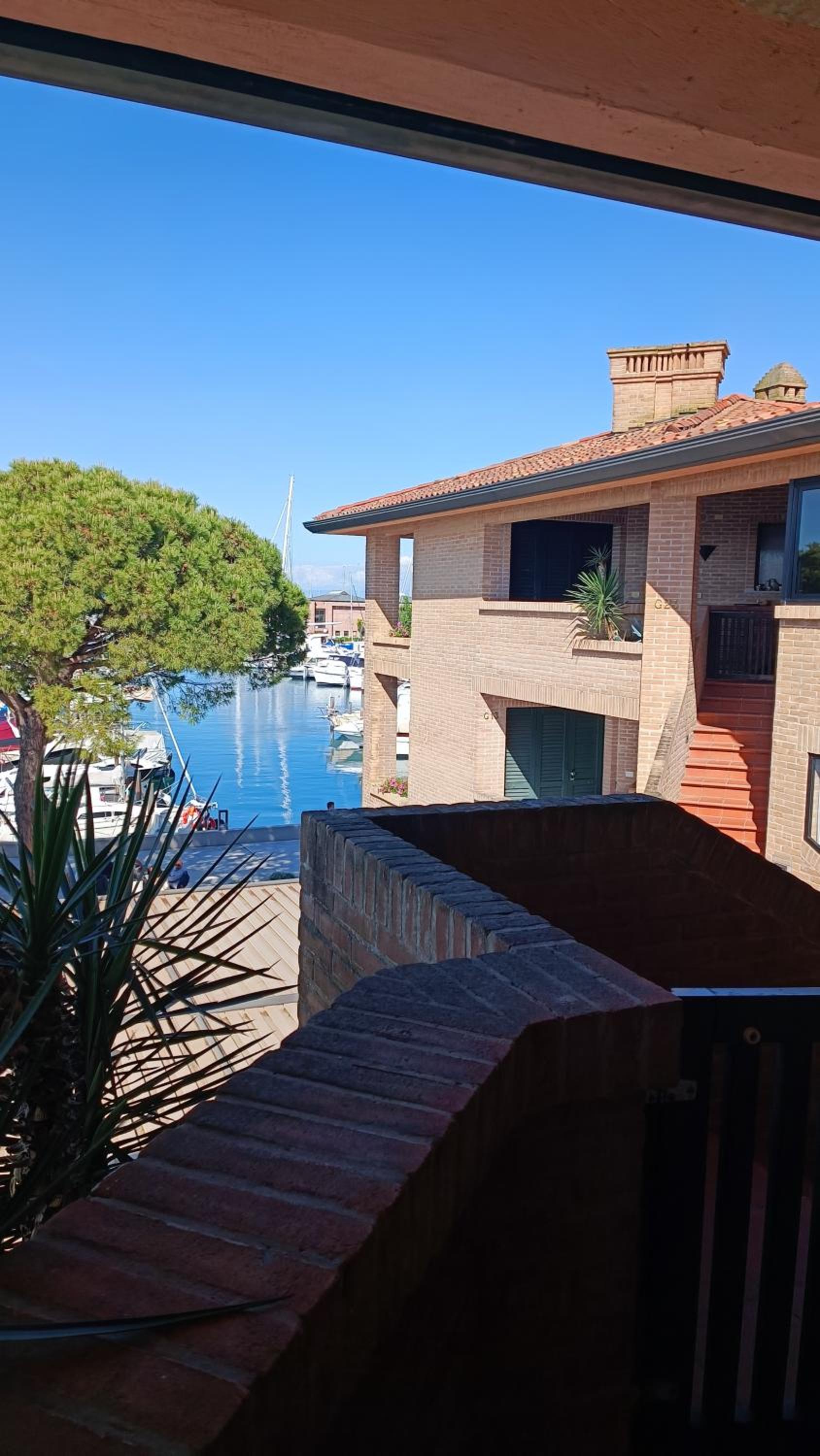 Apartment with Sea View photo 2