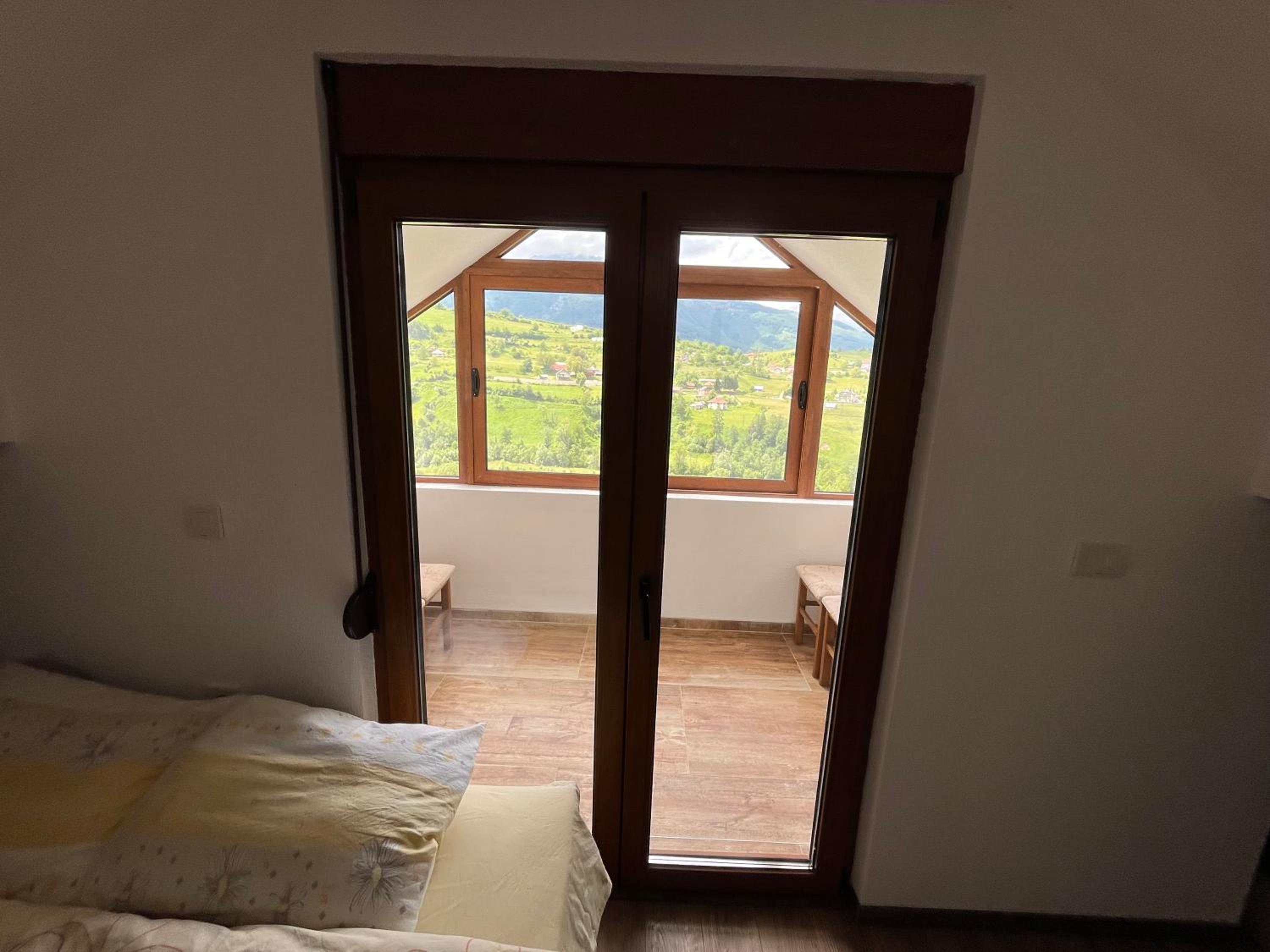 Three-Bedroom Villa photo 2