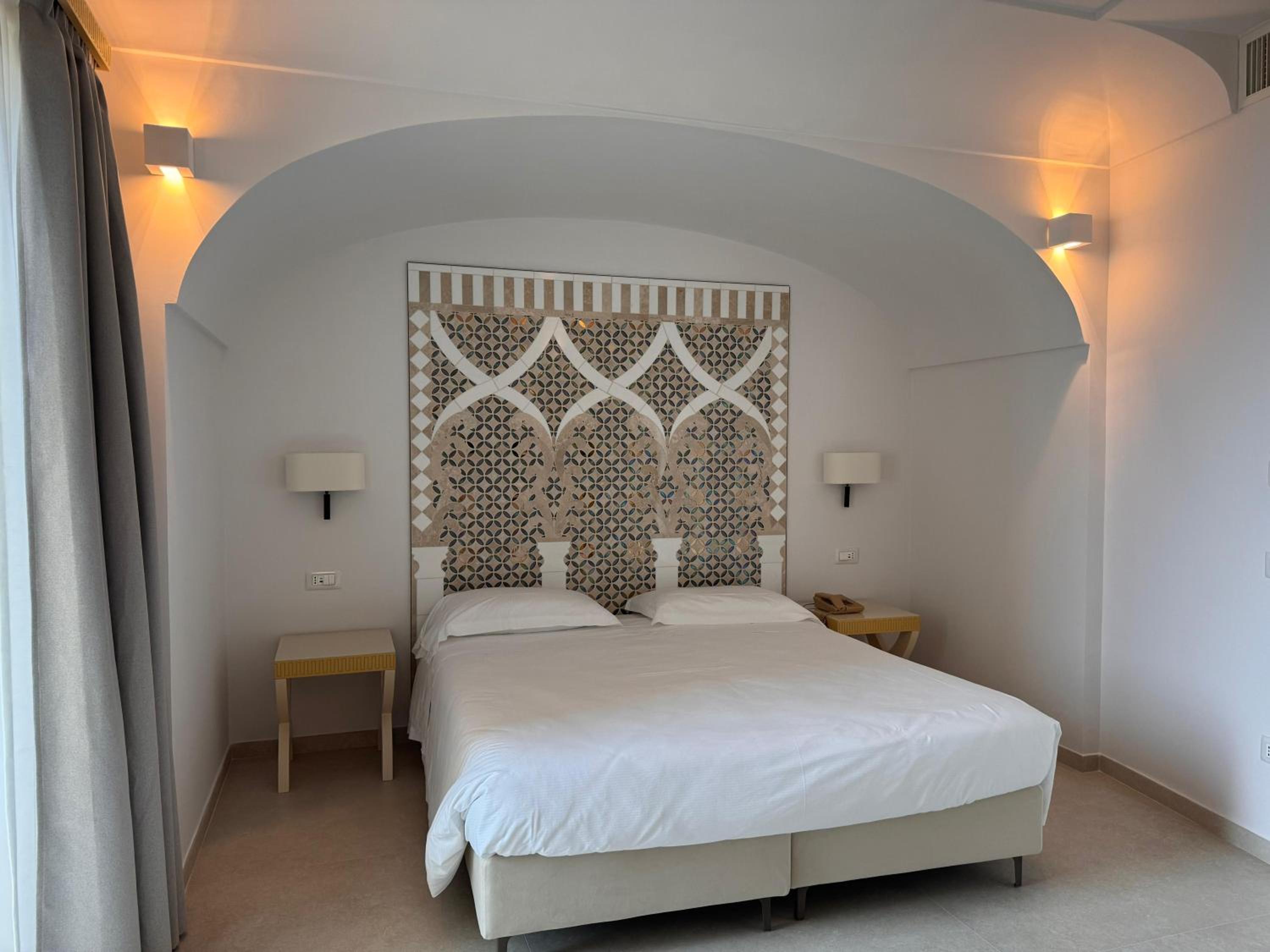 Superior Double Room with Sea View - Photo 20