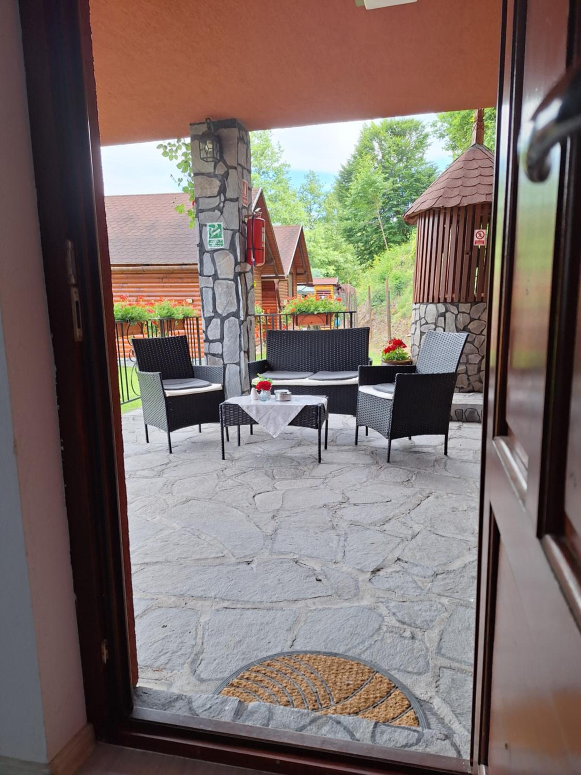 Double Room with Private Bathroom photo 3