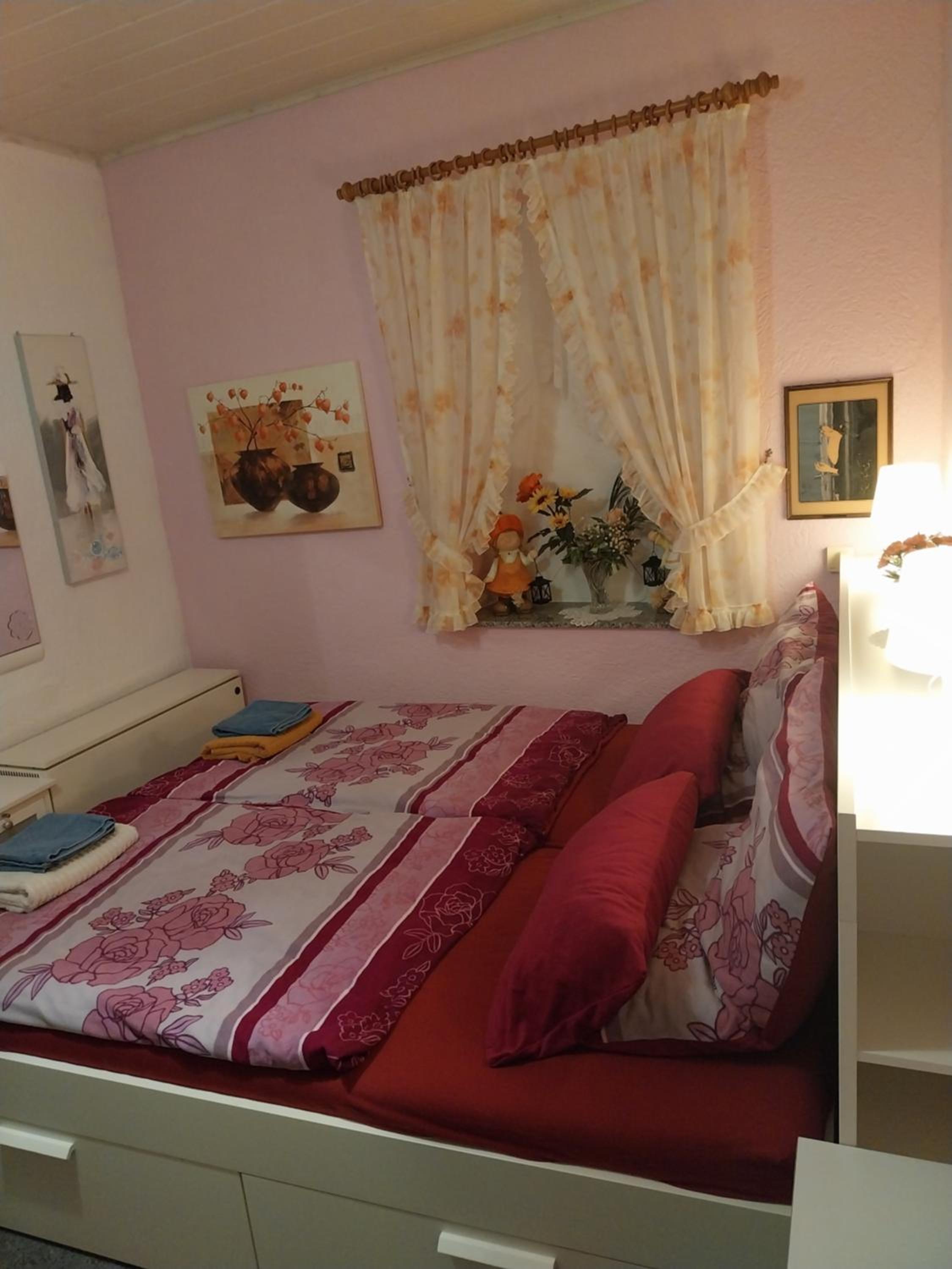 Twin Room With Shared Bathroom photo 2