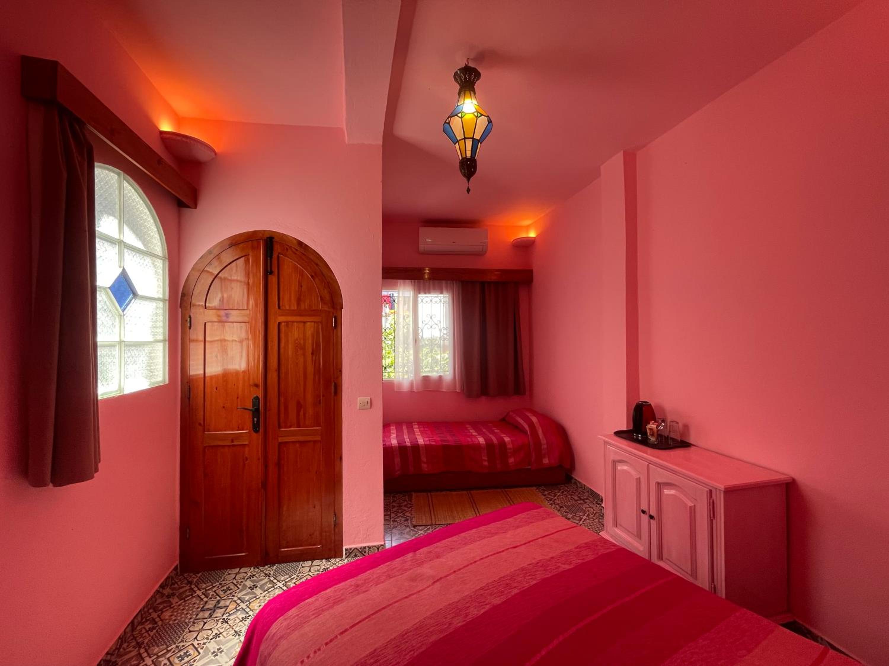 Double Room with Private Bathroom photo 2