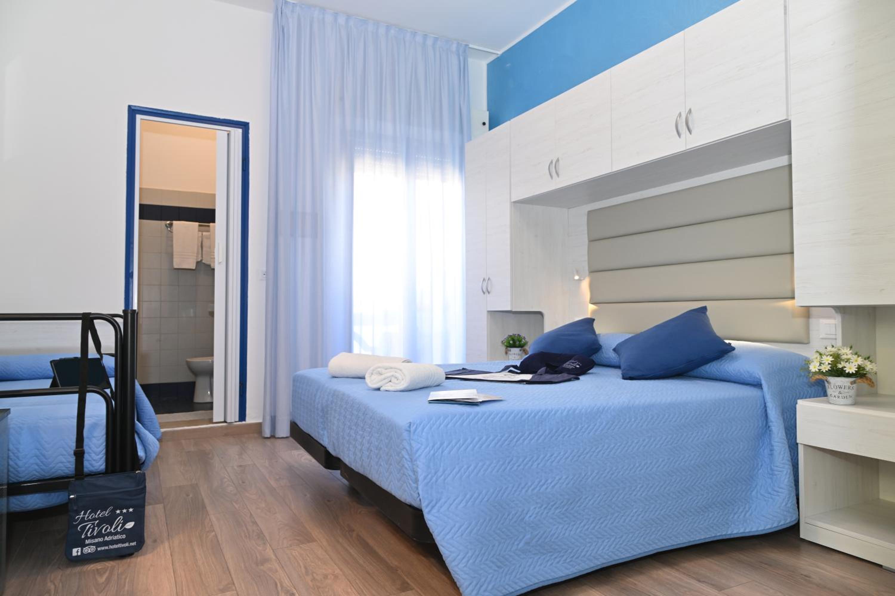 Triple Room with Balcony