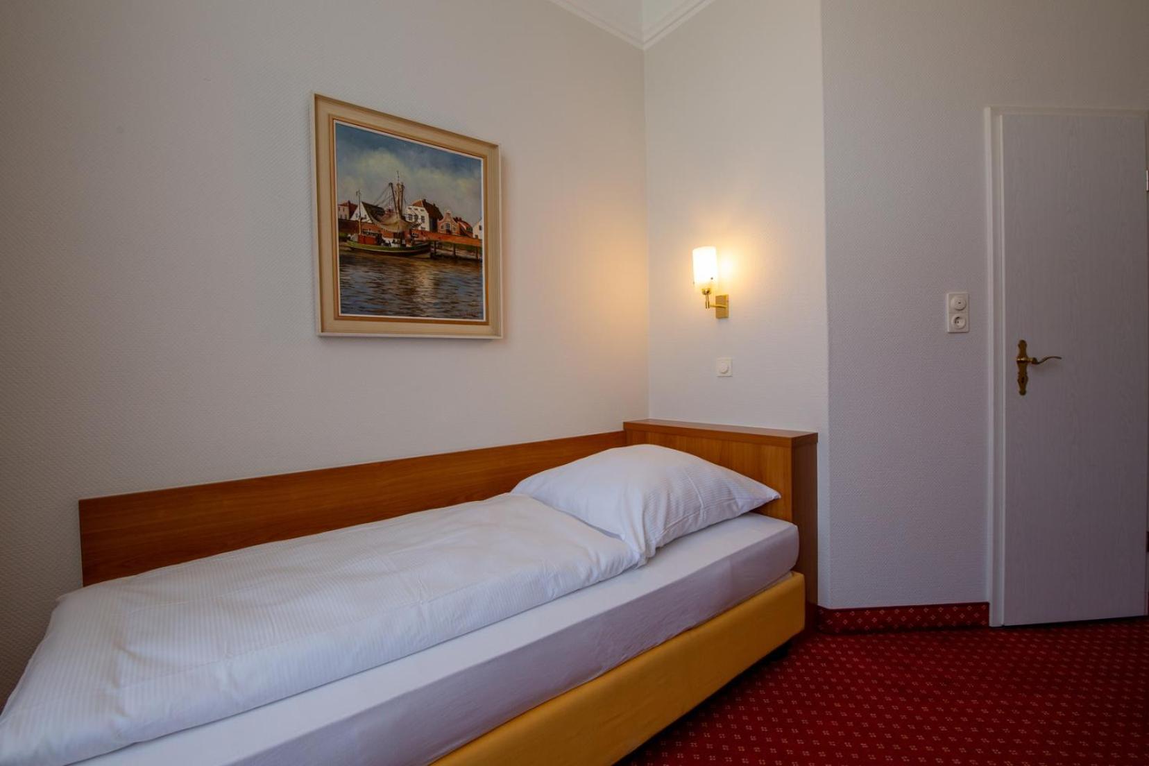 Single Room with Garden View photo 3