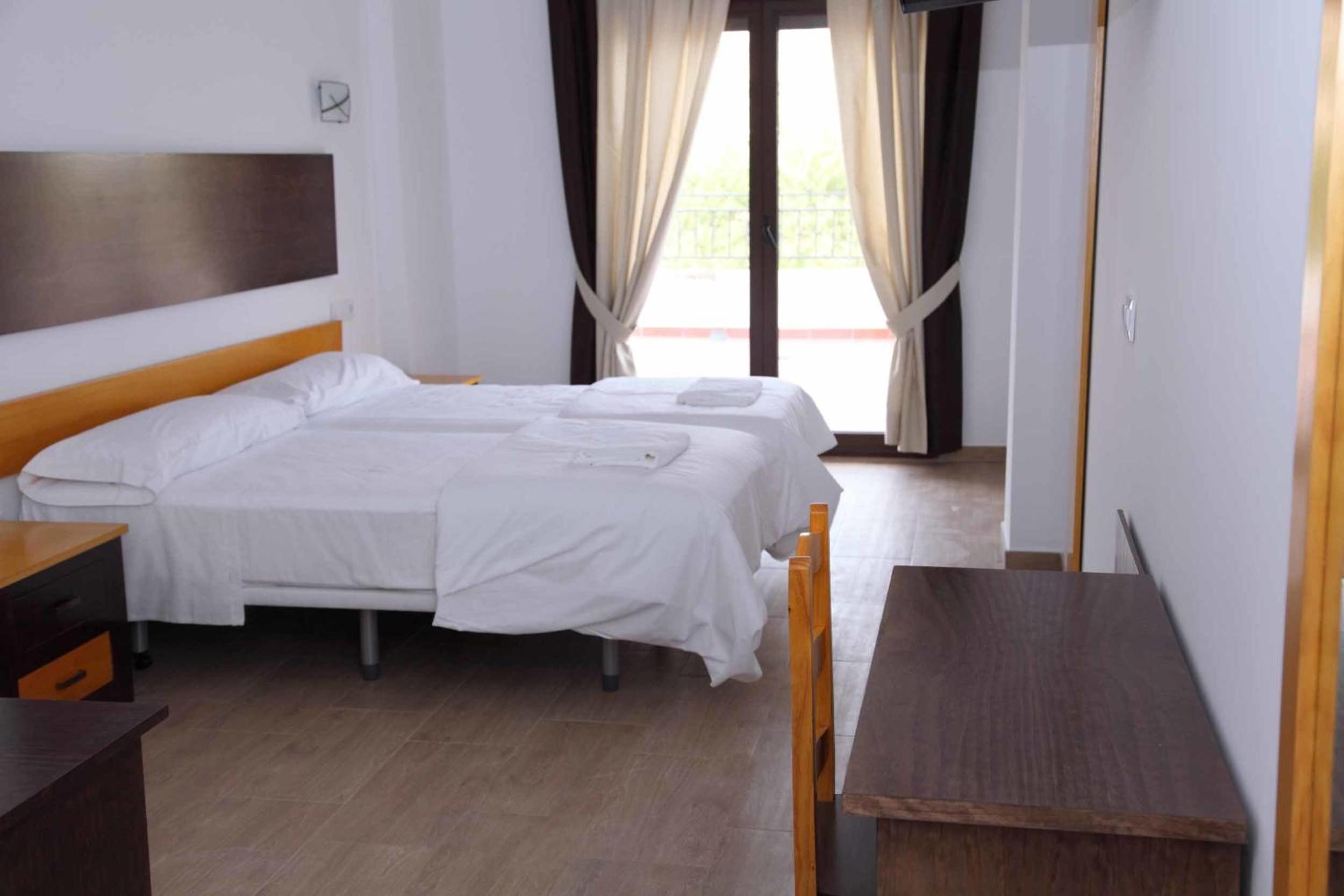 Double or Twin Room - Photo 1