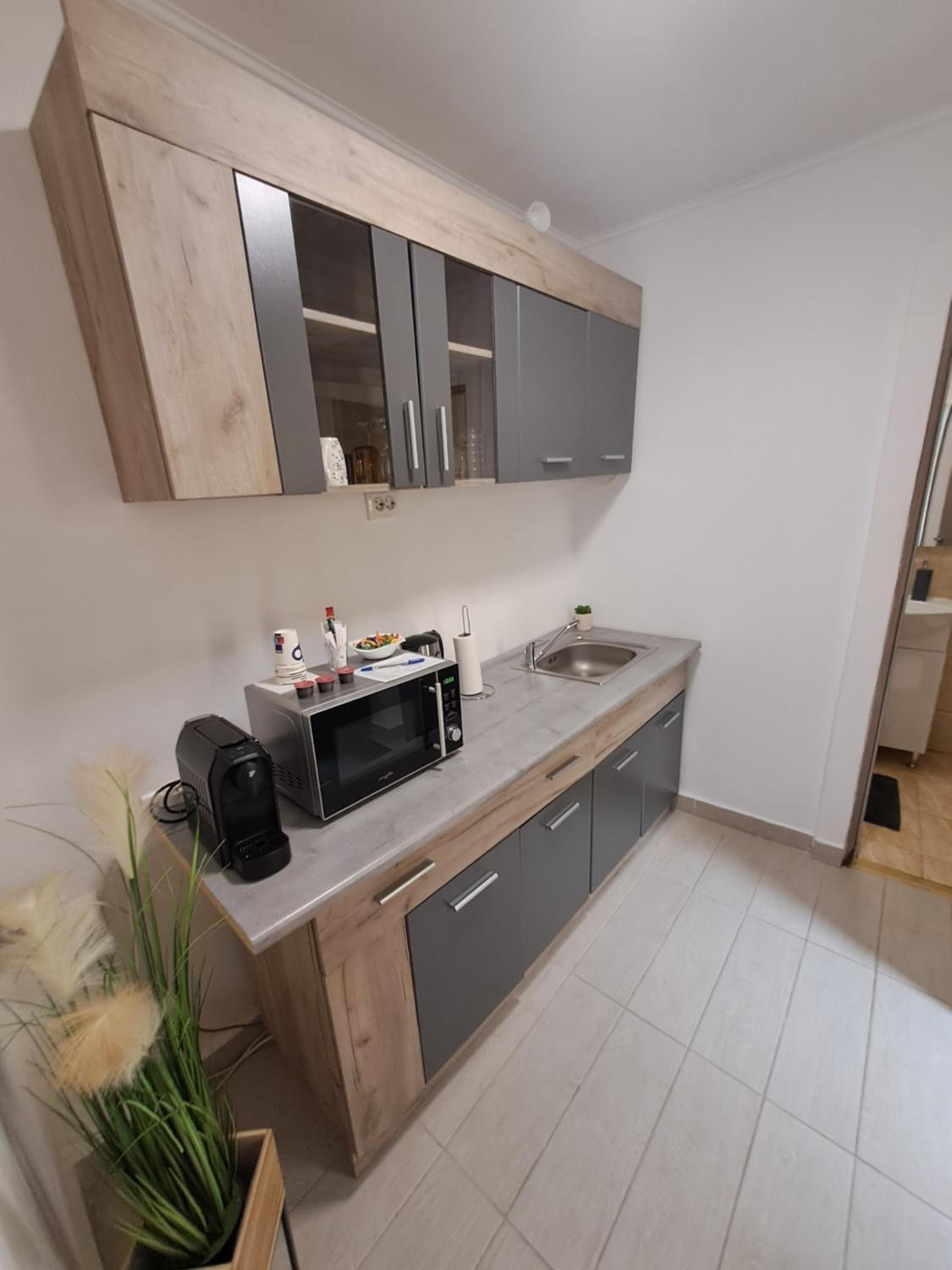 One-Bedroom Apartment - Photo 13