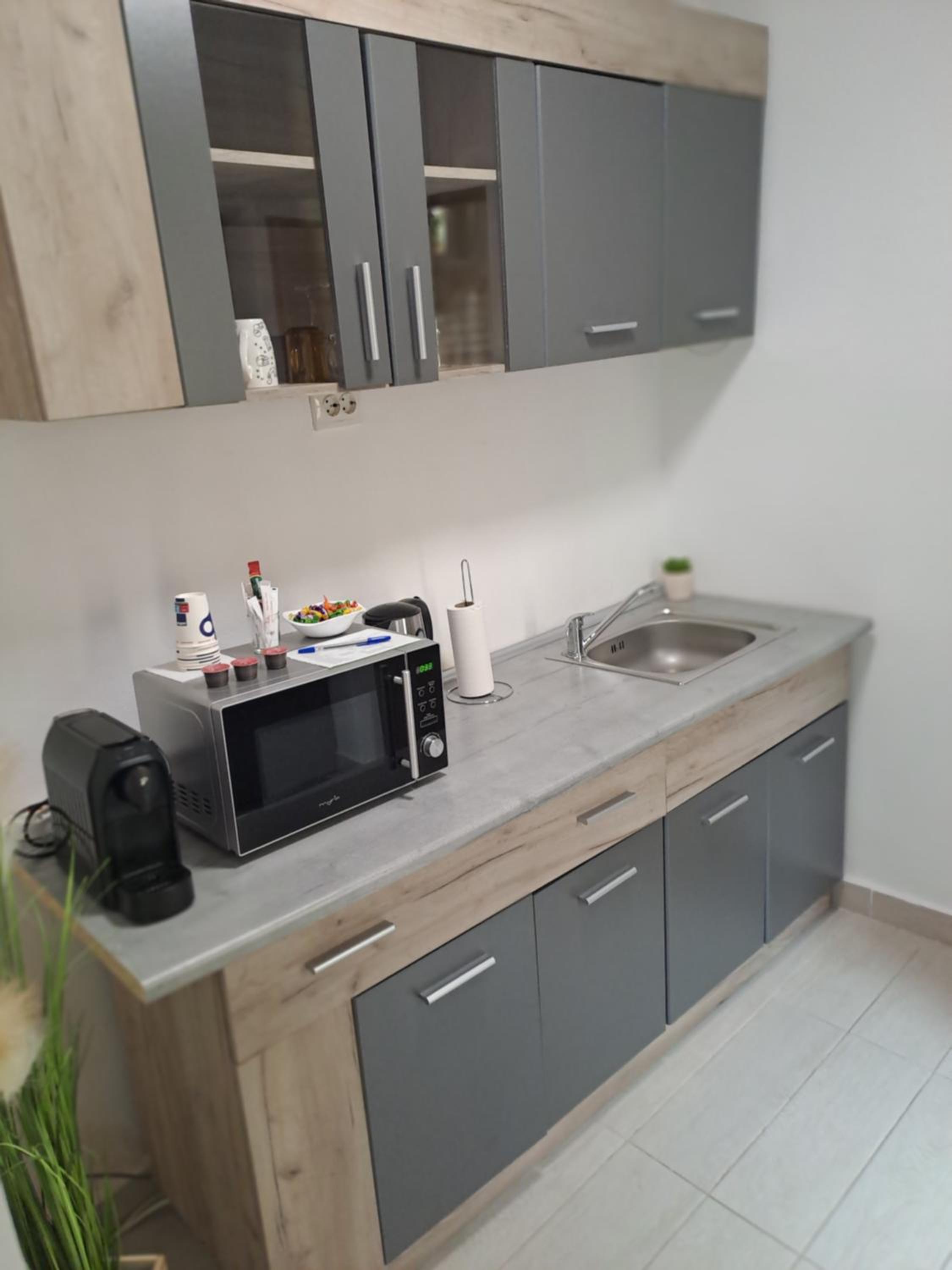 One-Bedroom Apartment - Photo 20