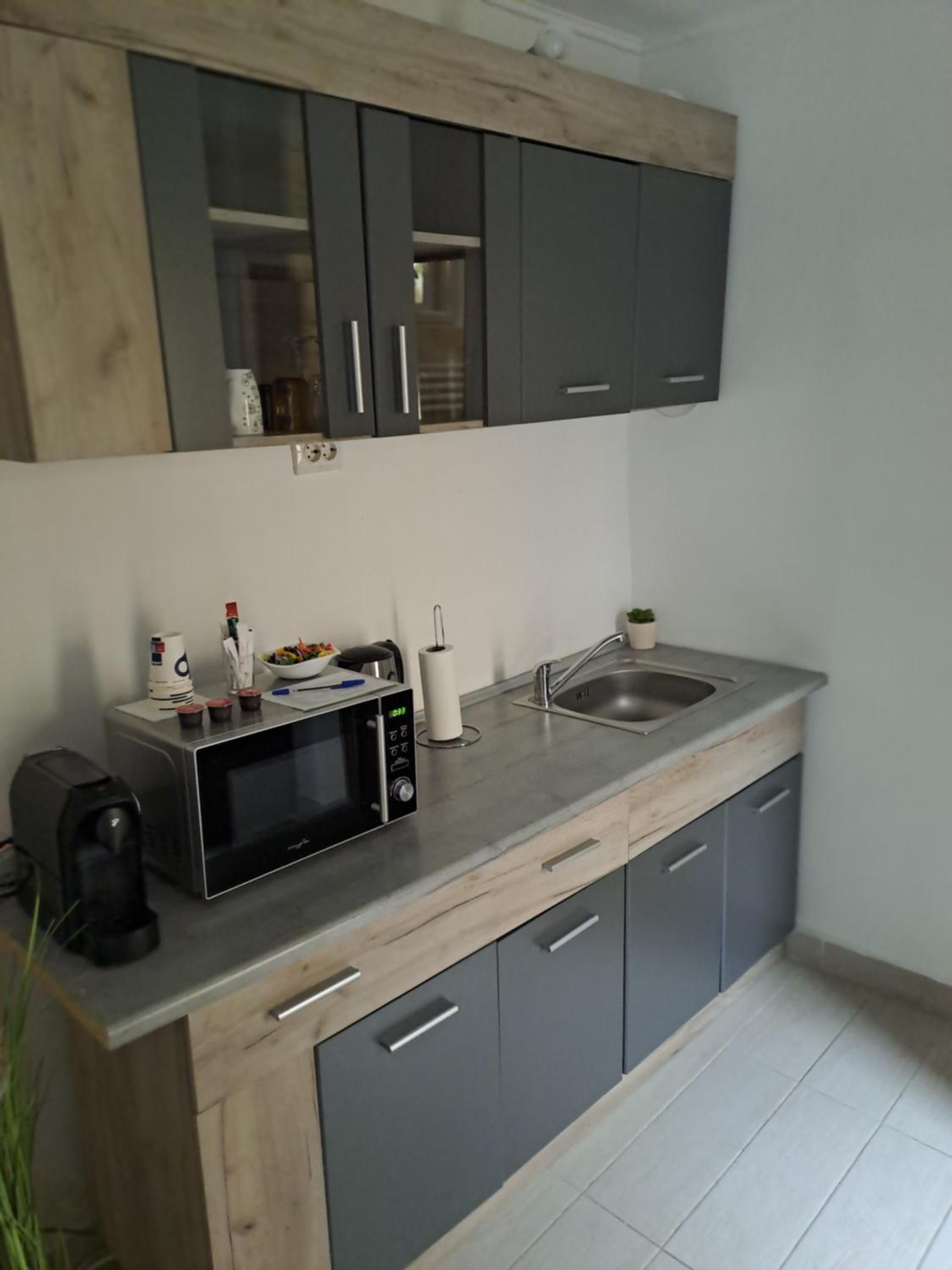 One-Bedroom Apartment - Photo 23