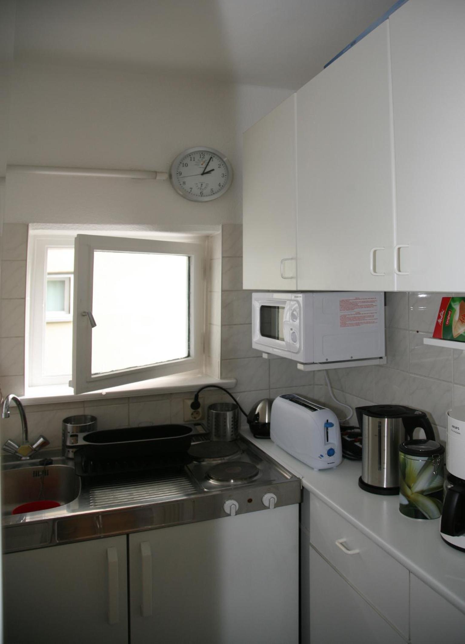 Apartment With Balcony photo 2