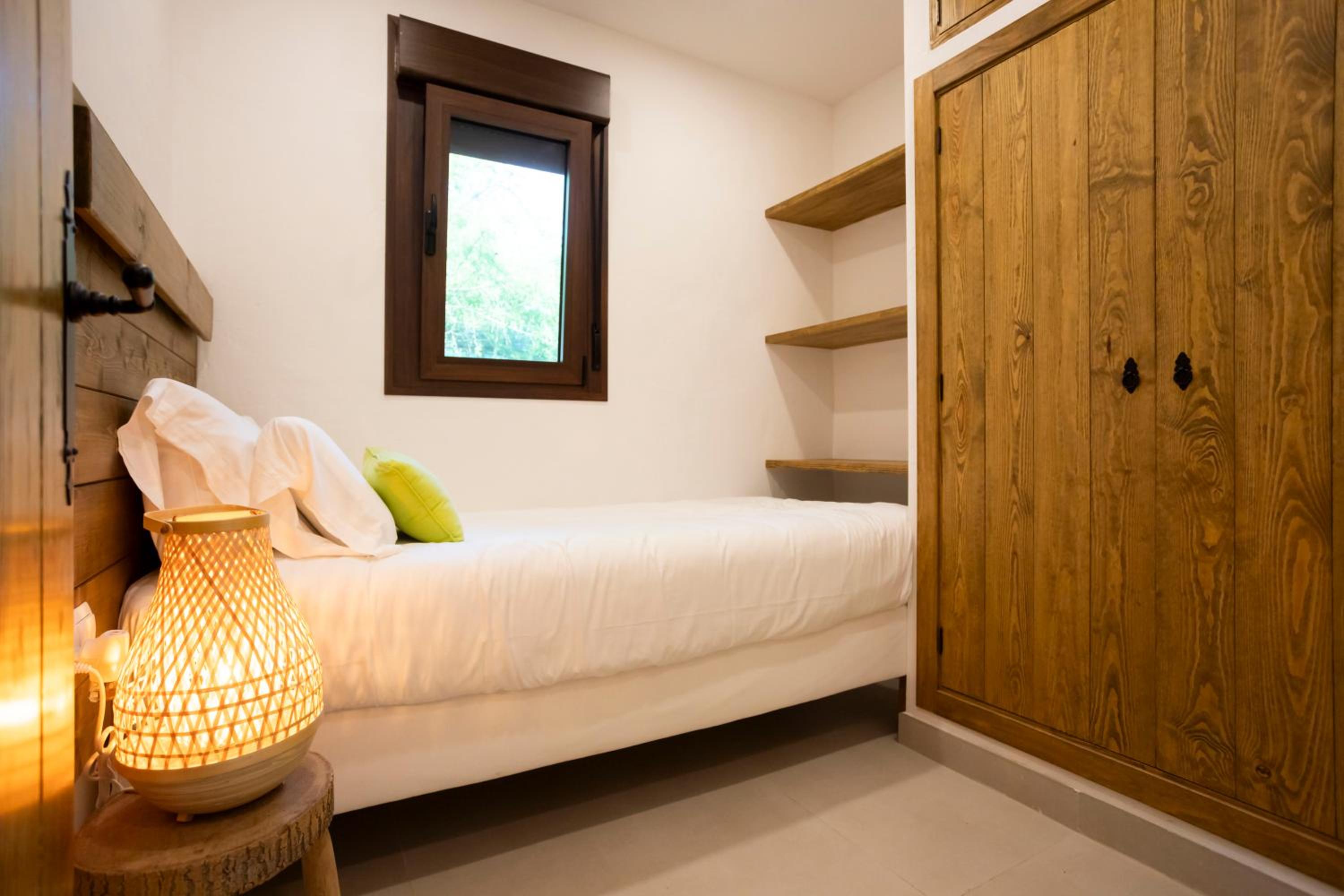 Two-Bedroom House photo 3