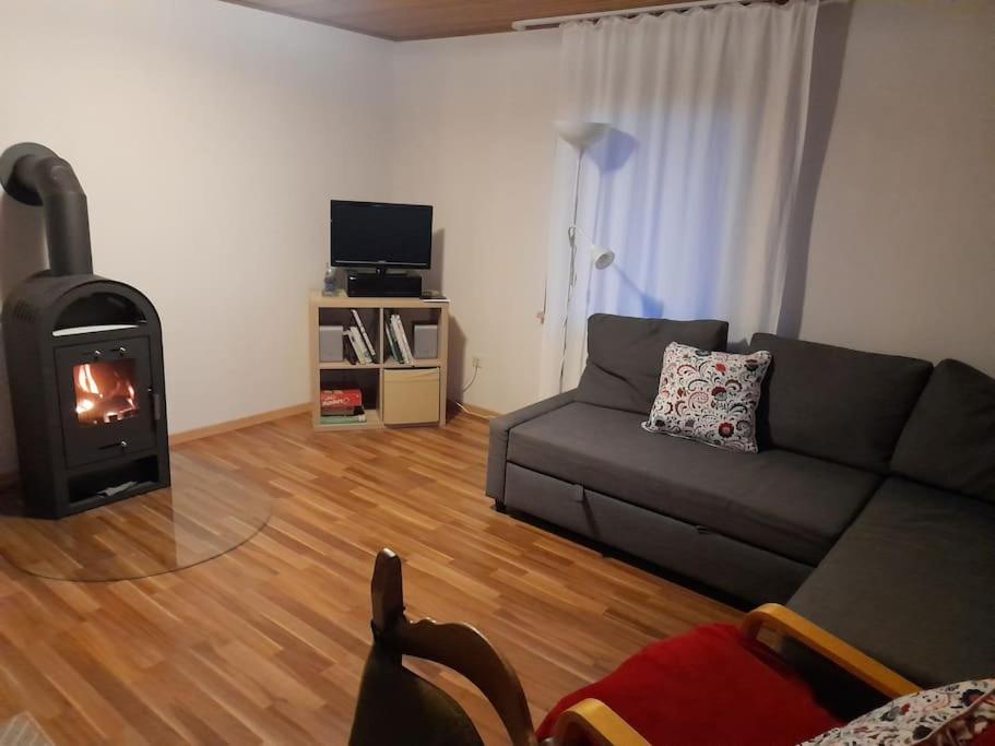 One-Bedroom House photo 1