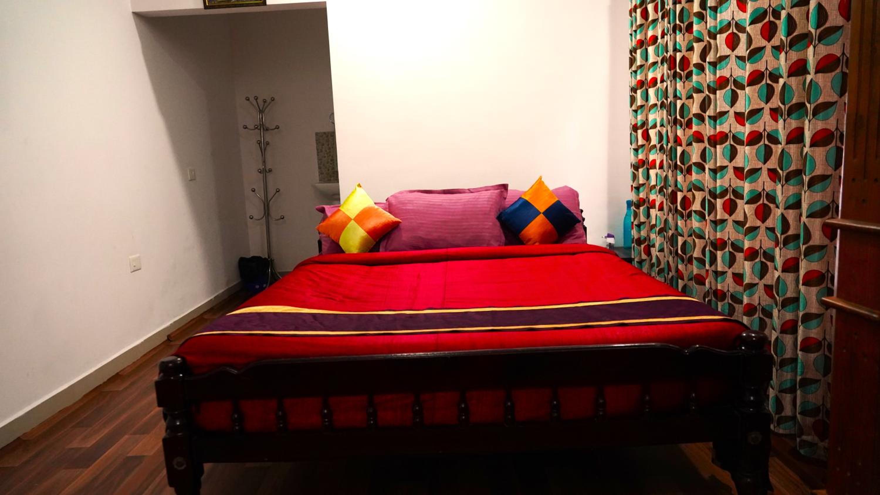 Villa - Photo 2